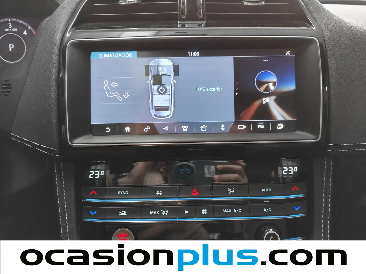 Foto Jaguar F-Pace Jaguar F-PACE 2.0L i4D R-Sport Auto (180 CV)