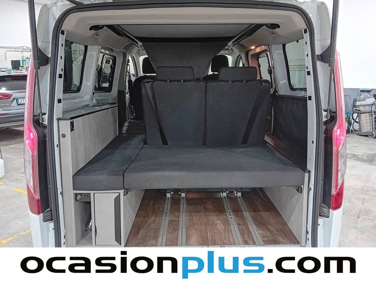 Foto Dethleffs UF01 Dethleffs UF01 UF01 Globevan 2.0 D (131 CV) Caperizado 4 Plazas