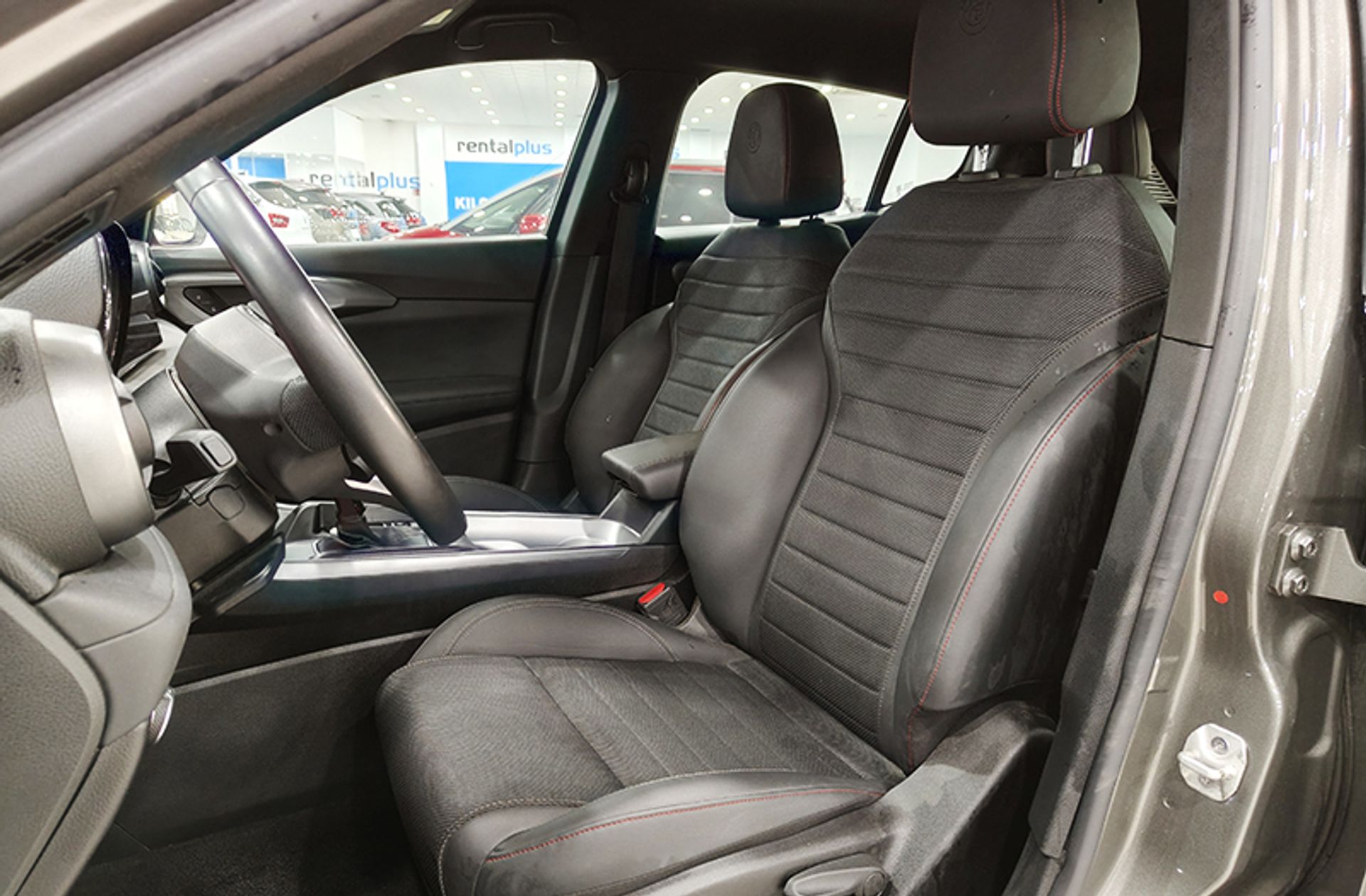 Alfa Romeo Tonale 1.5 MHEV Sprint FWD - foto 15