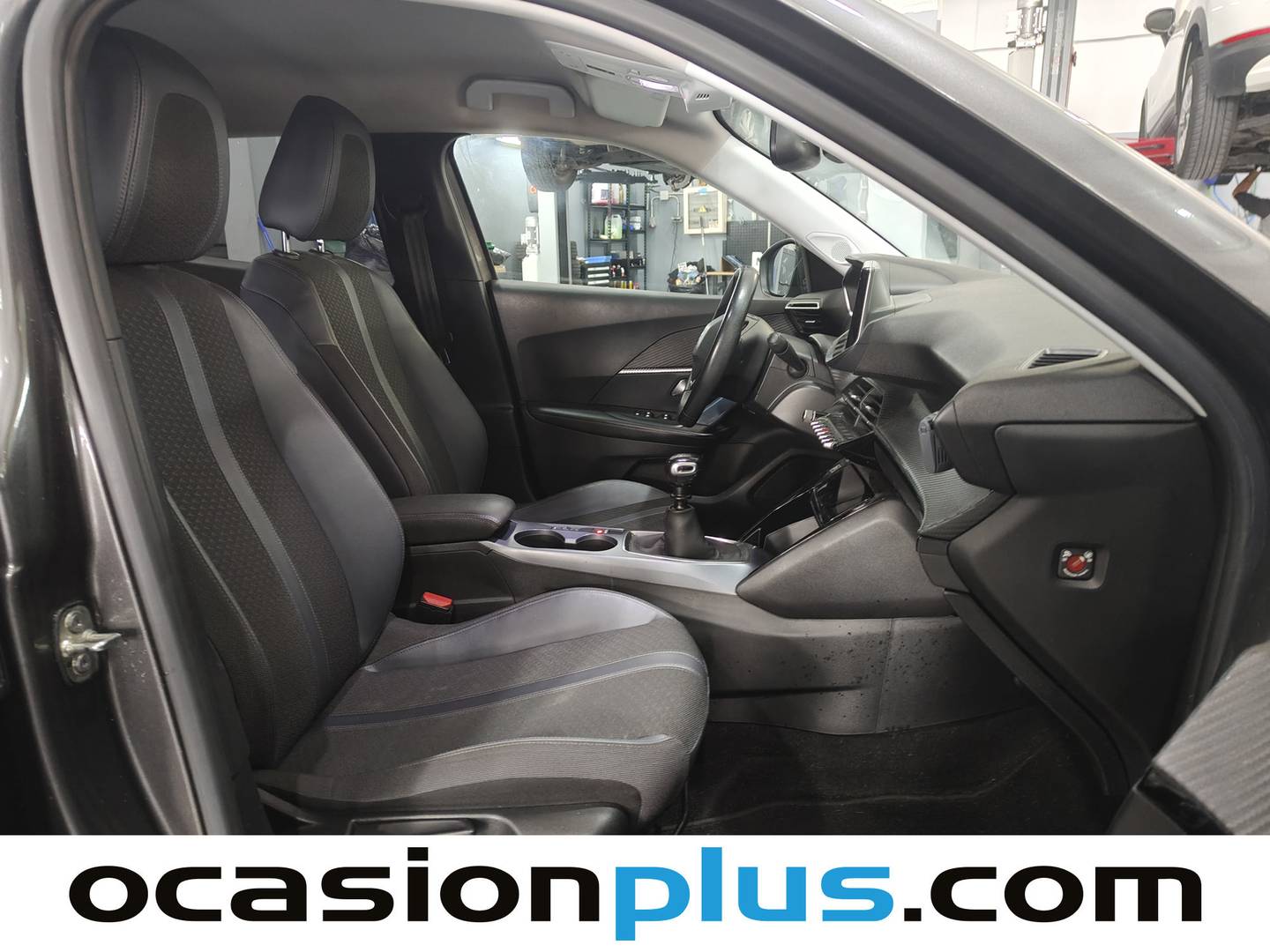 Foto Peugeot 2008 Peugeot 2008 PureTech 100 S&S Allure  (100 CV)