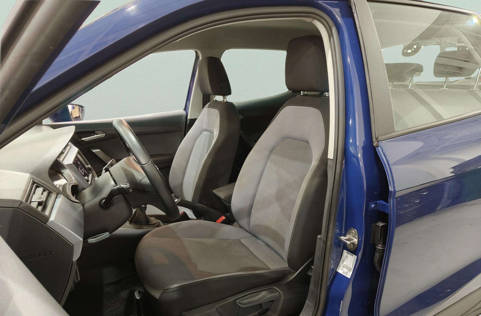 SEAT Arona 1.6 TDI Ecomotive Style - foto 11