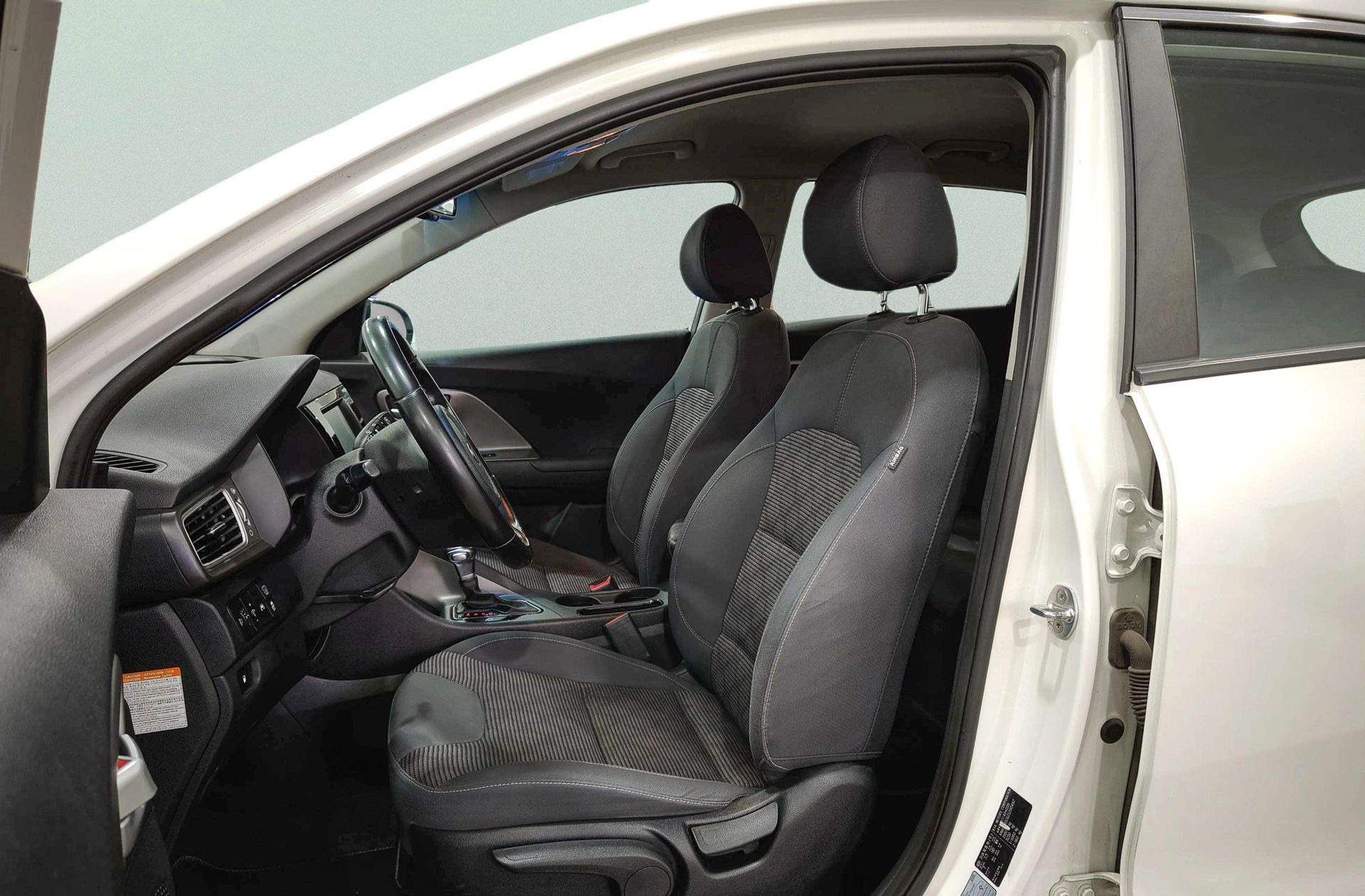 Kia Niro 1.6 GDi HEV Híbrido Drive - foto 10