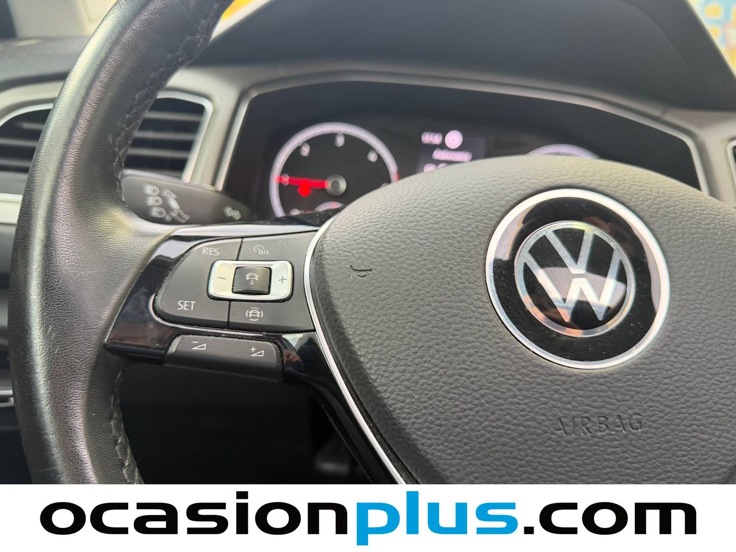 Foto Volkswagen T-Roc Volkswagen T-Roc Advance 2.0 TDI (150 CV)