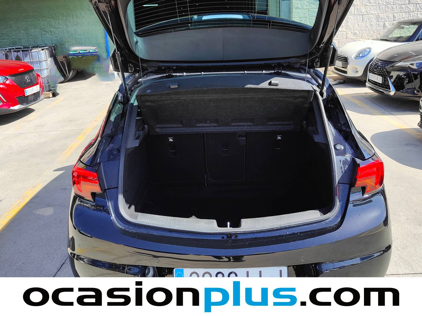 Fotos maletero Opel Astra Opel Astra 1.4 Turbo SHT Elegance CVT (145 CV)