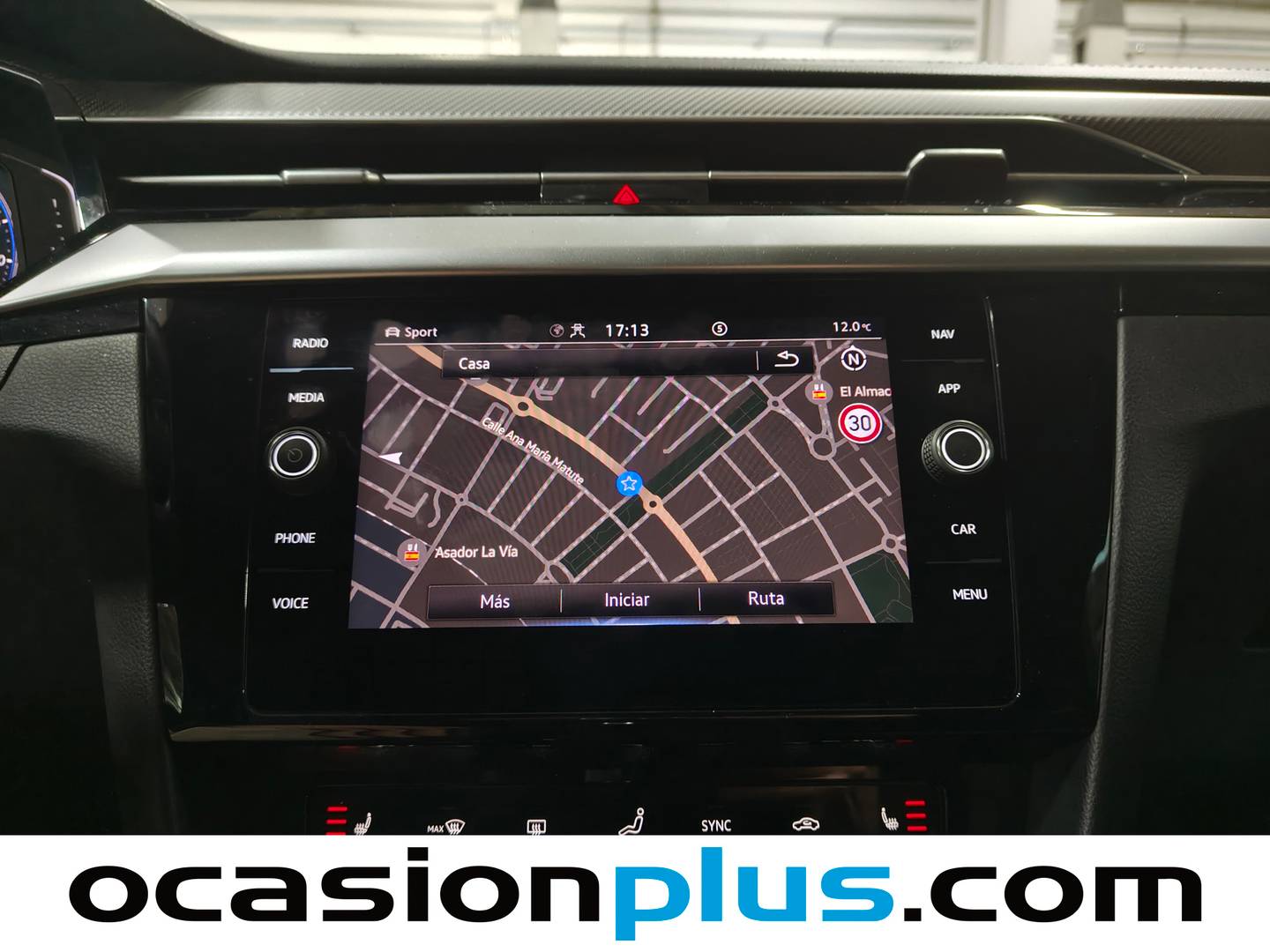 Equipamiento del Volkswagen Arteon Volkswagen Arteon Shooting Brake R-Line 2.0 TDI (150 CV) DSG