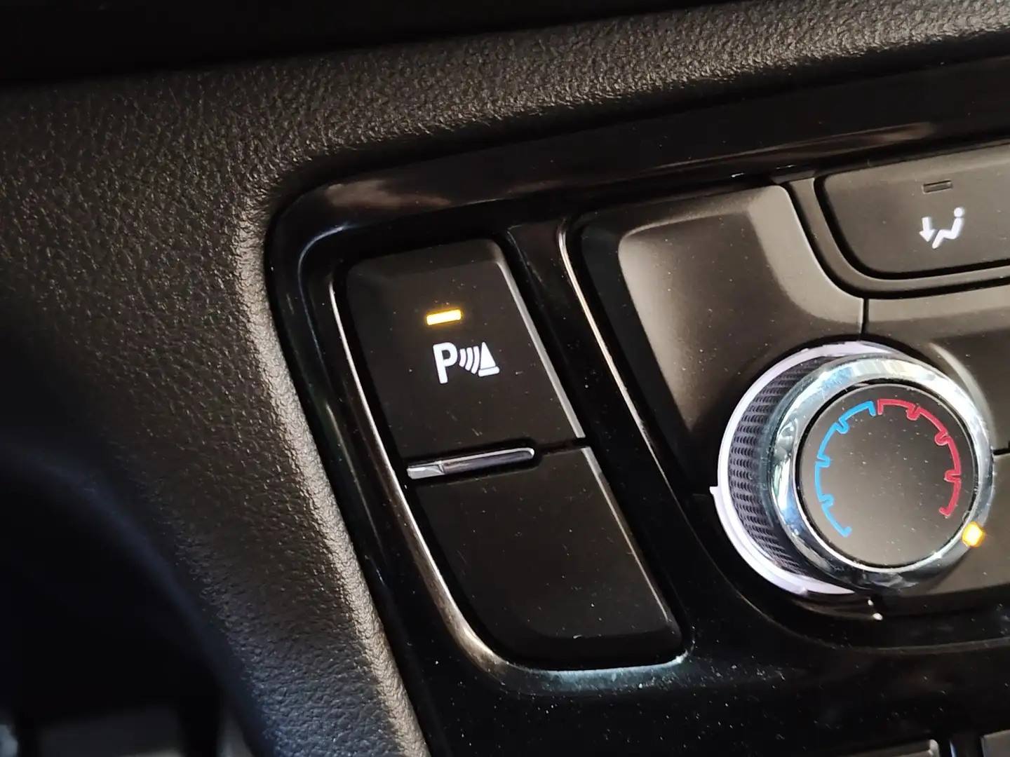 Foto Opel Mokka X Opel Mokka X 1.4 Turbo S&S Selective 4X2 (140 CV)