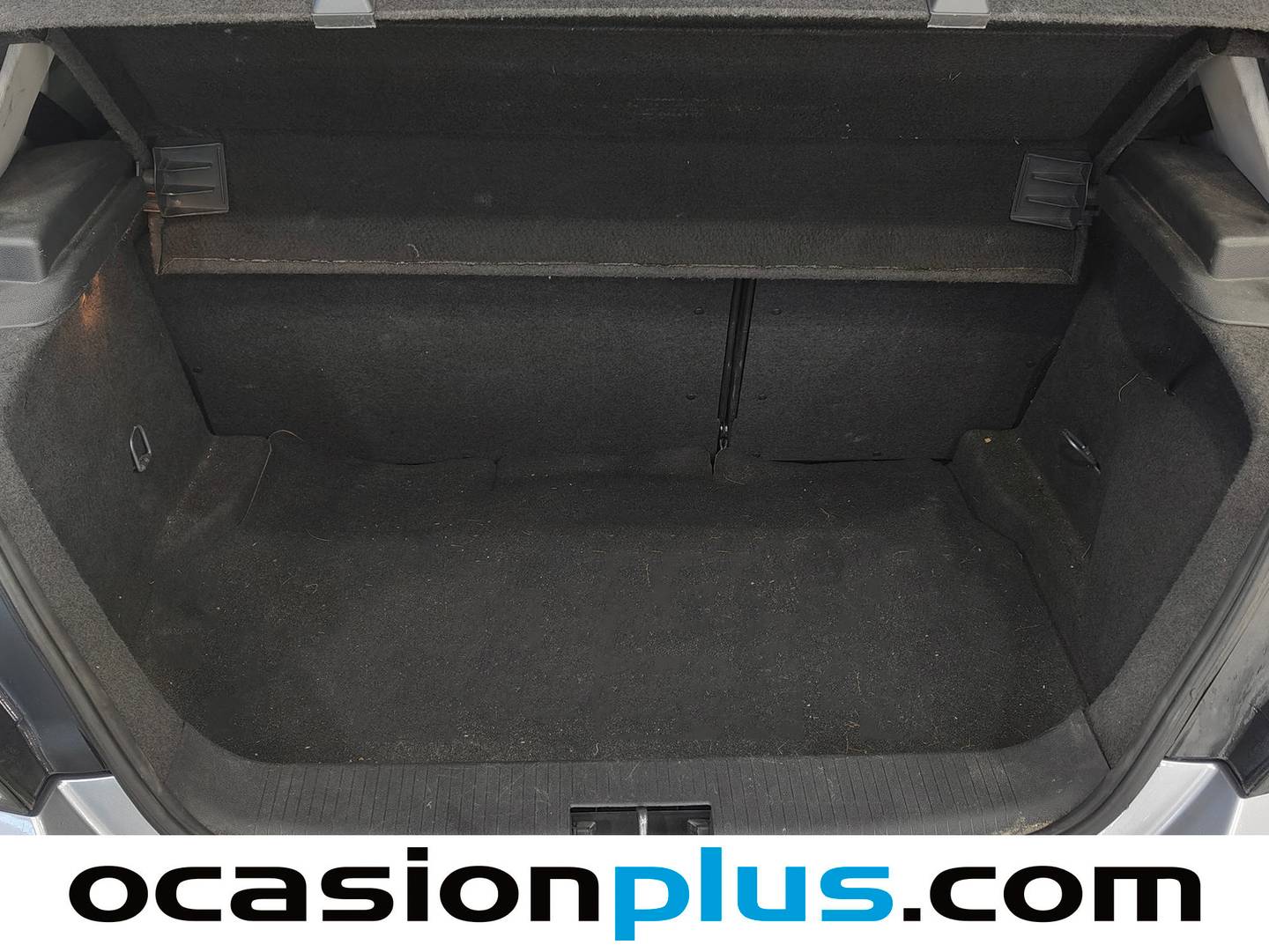 Fotos maletero Opel Astra Opel Astra 1.4 Enjoy (90 CV)