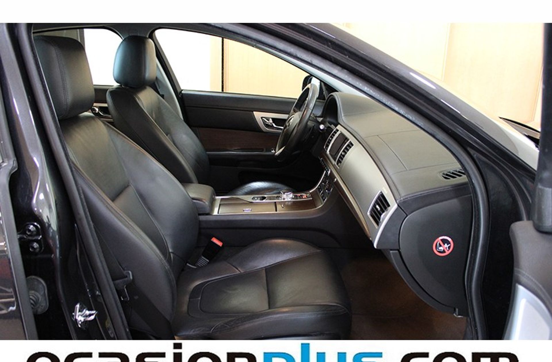 Jaguar XF 2.2 Diesel Luxury - foto 25
