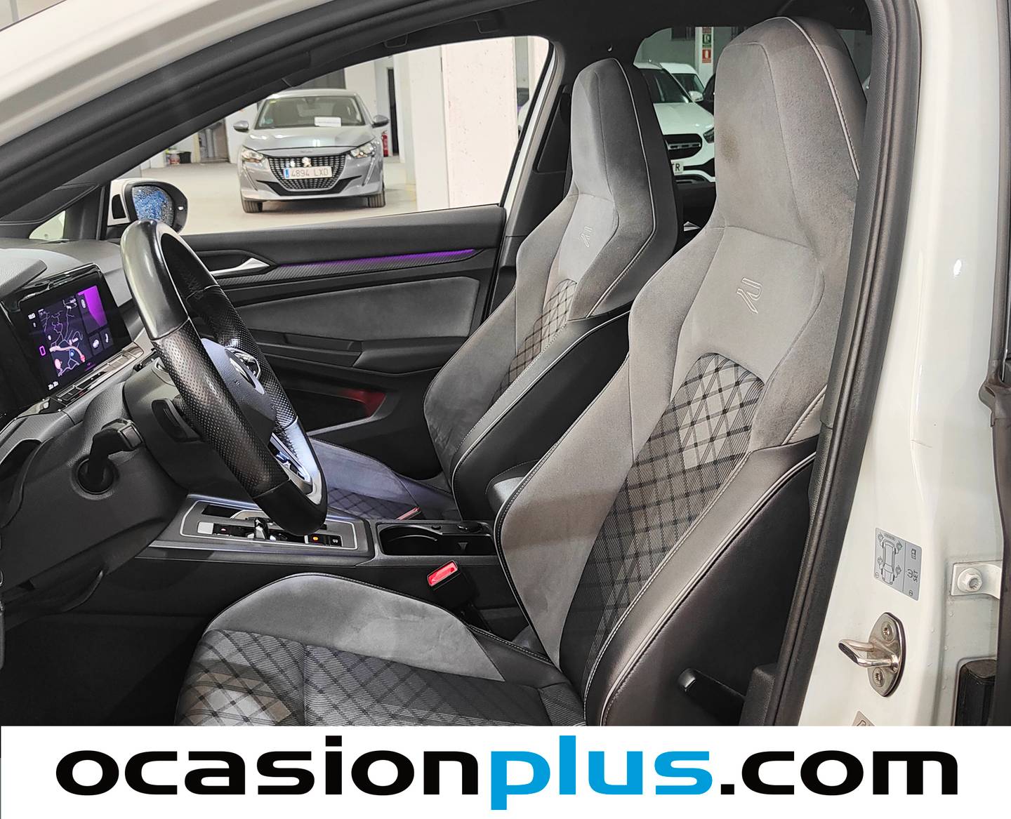 Foto asientos delanteros Volkswagen Golf Volkswagen Golf R-Line 2.0 TDI  (150 CV) DSG