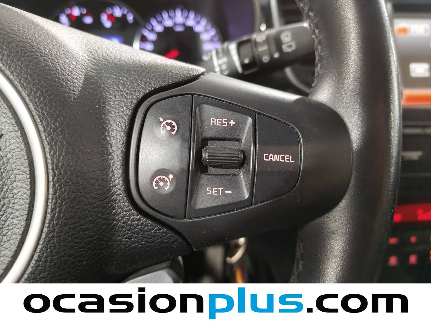 KIA Carens KIA Carens 1.6 GDi UEFA Euro 2016 Eco-Dynamics (135 CV) seminuevo