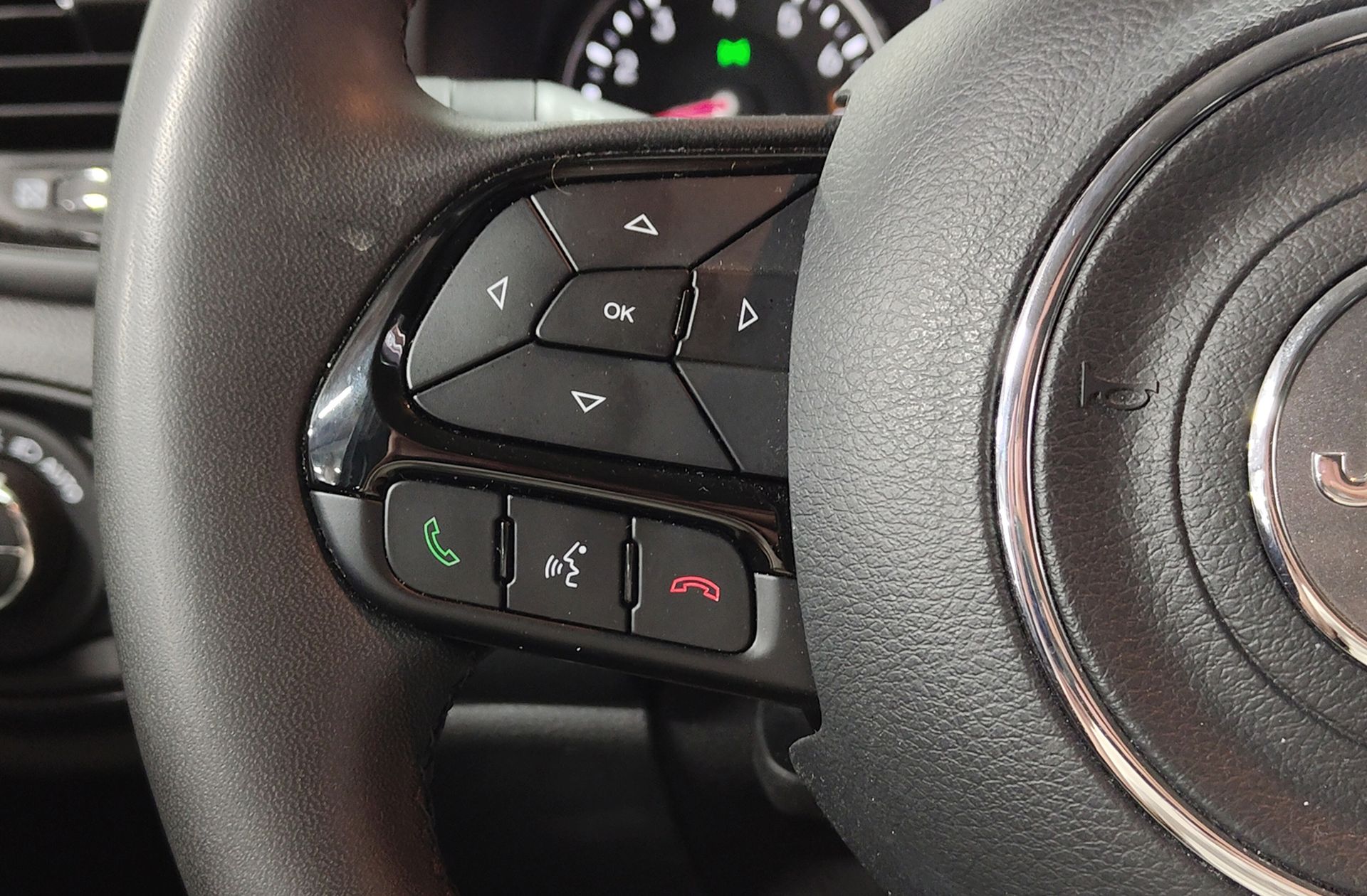 Jeep Renegade 1.0G Night Eagle II 4x2 - foto 27