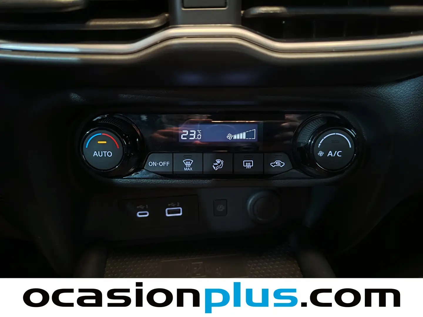 Foto Nissan JUKE Nissan Juke DIG-T N-Connecta 4x2 DCT (114 CV)