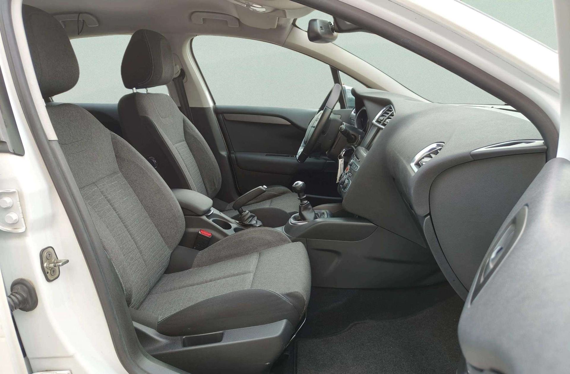 Citroën C4 1.2 PureTech Feel Edition - foto 17