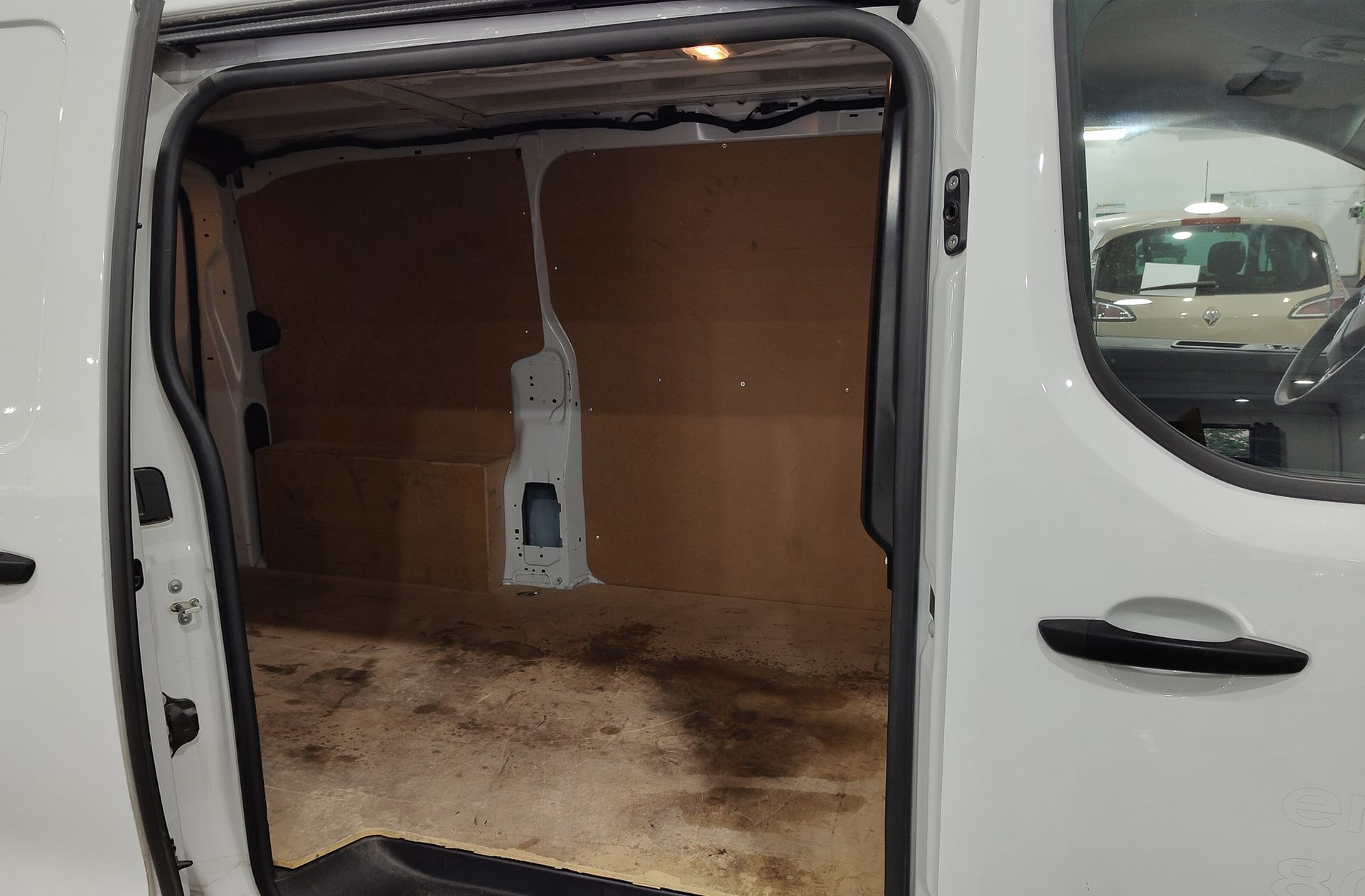 Opel Vivaro Furgon BlueHDi 120 3 plazas - foto 14