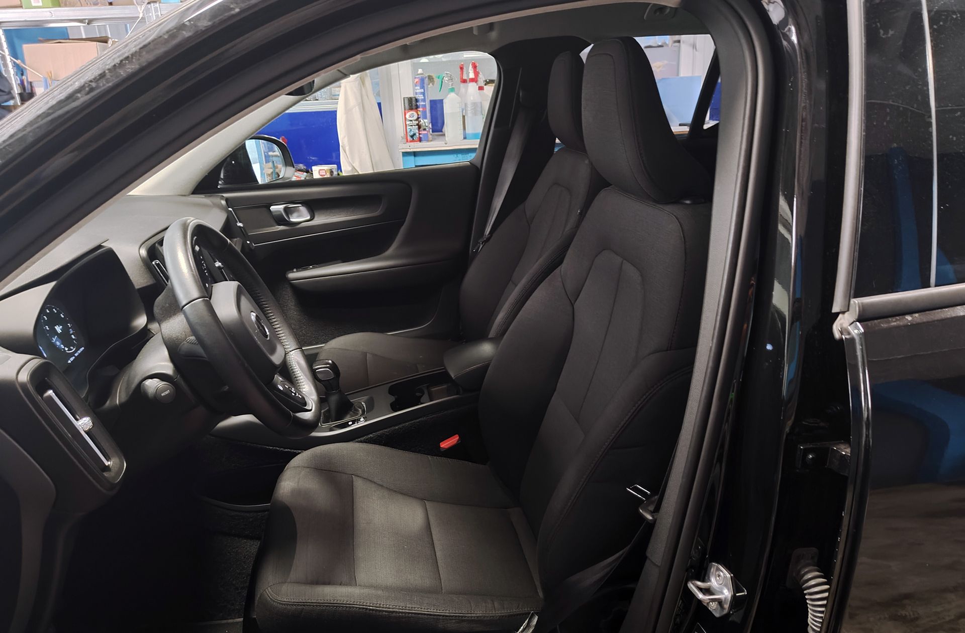 Volvo XC40 T3 - foto 11