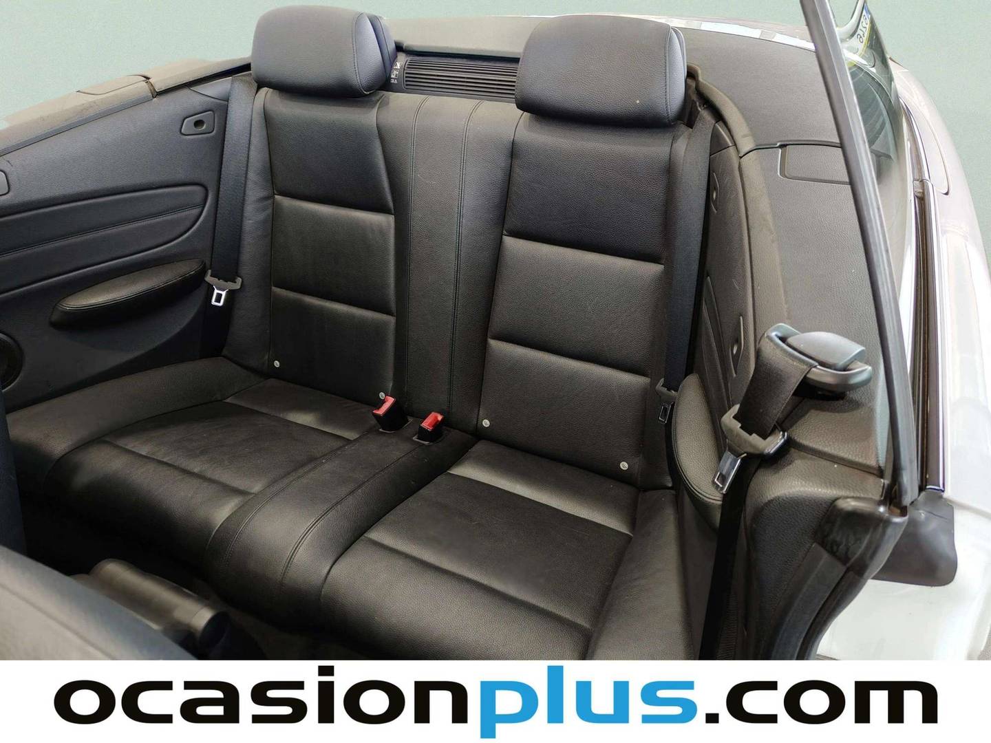 Foto asientos traseros BMW Serie 1 BMW Serie 1 118d Cabrio (143 CV)