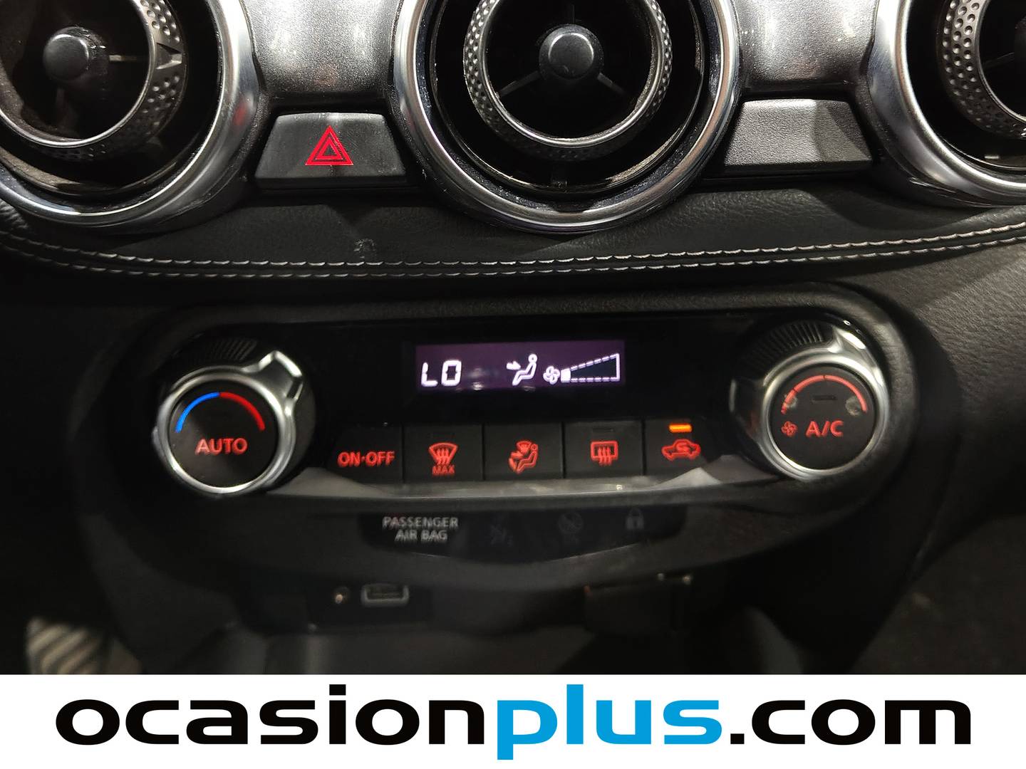 Foto Nissan JUKE Nissan Juke DIG-T N-Connecta 4x2 (114 CV)