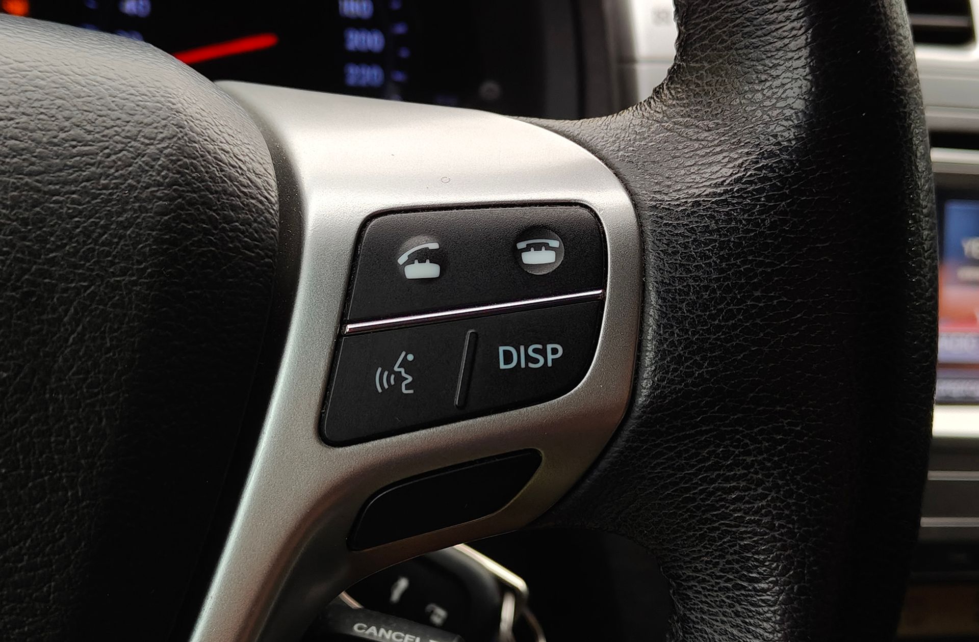 Toyota Avensis 120D Cross Sport Advance - foto 25