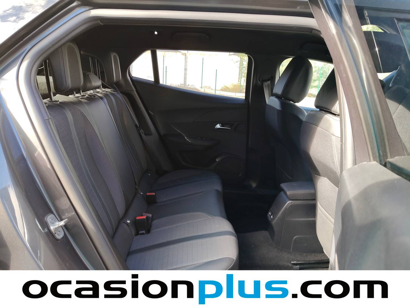 Foto Peugeot 2008 Peugeot 2008 PureTech 130 S&S Allure Pack (130 CV)