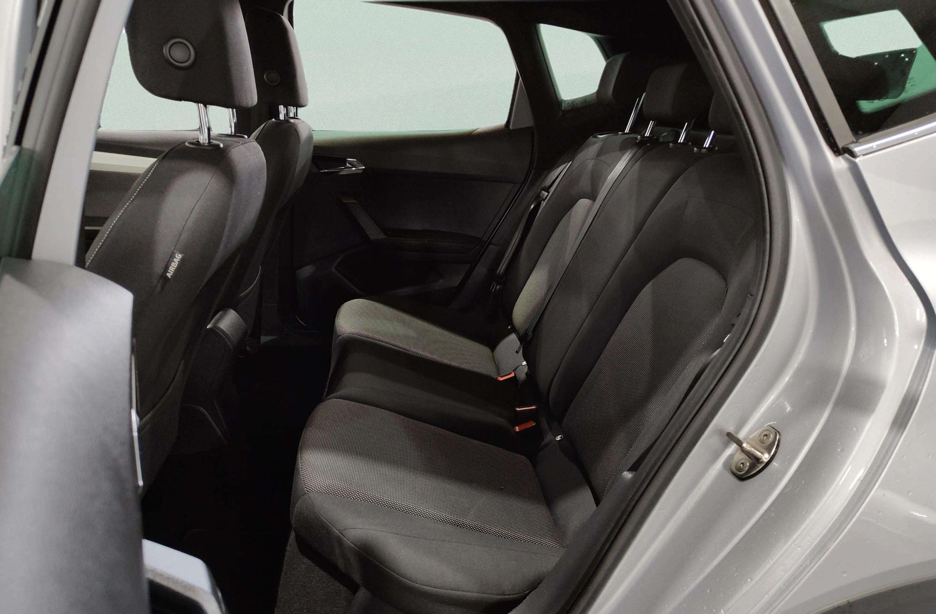 SEAT Arona 1.0 TSI Ecomotive Xcellence DSG - foto 13