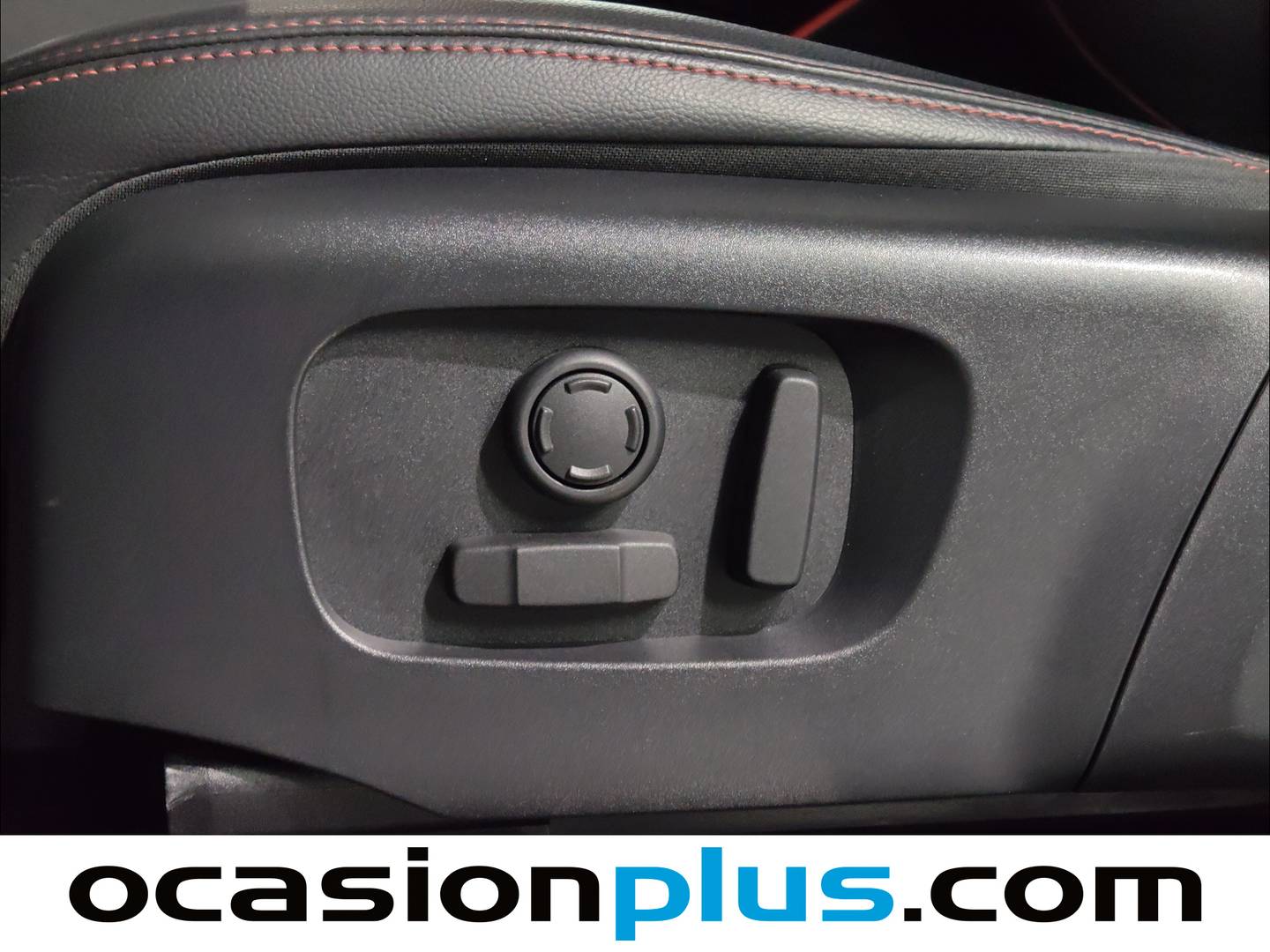 Foto Land Rover Discovery Sport Land Rover Discovery Sport 2.0D TD4 MHEV R-Dynamic S AWD Auto (163 CV)