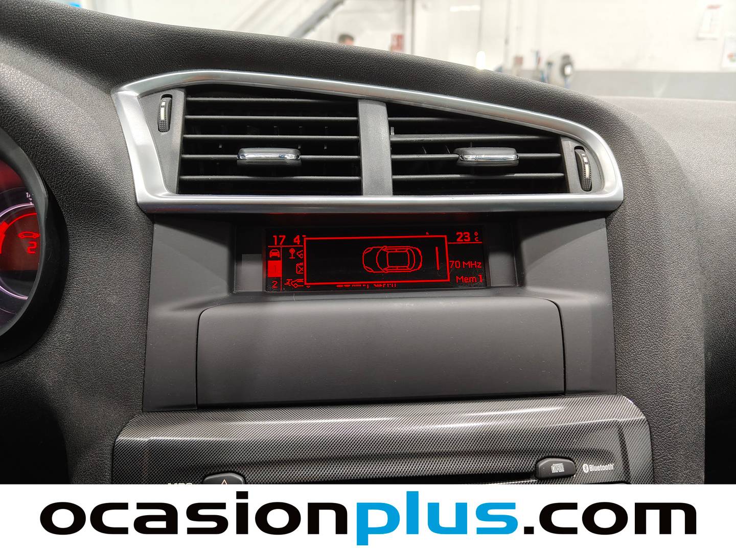 Extras y acabados del Citroën C4 Citroën C4 1.6 HDi Sport (112 CV)