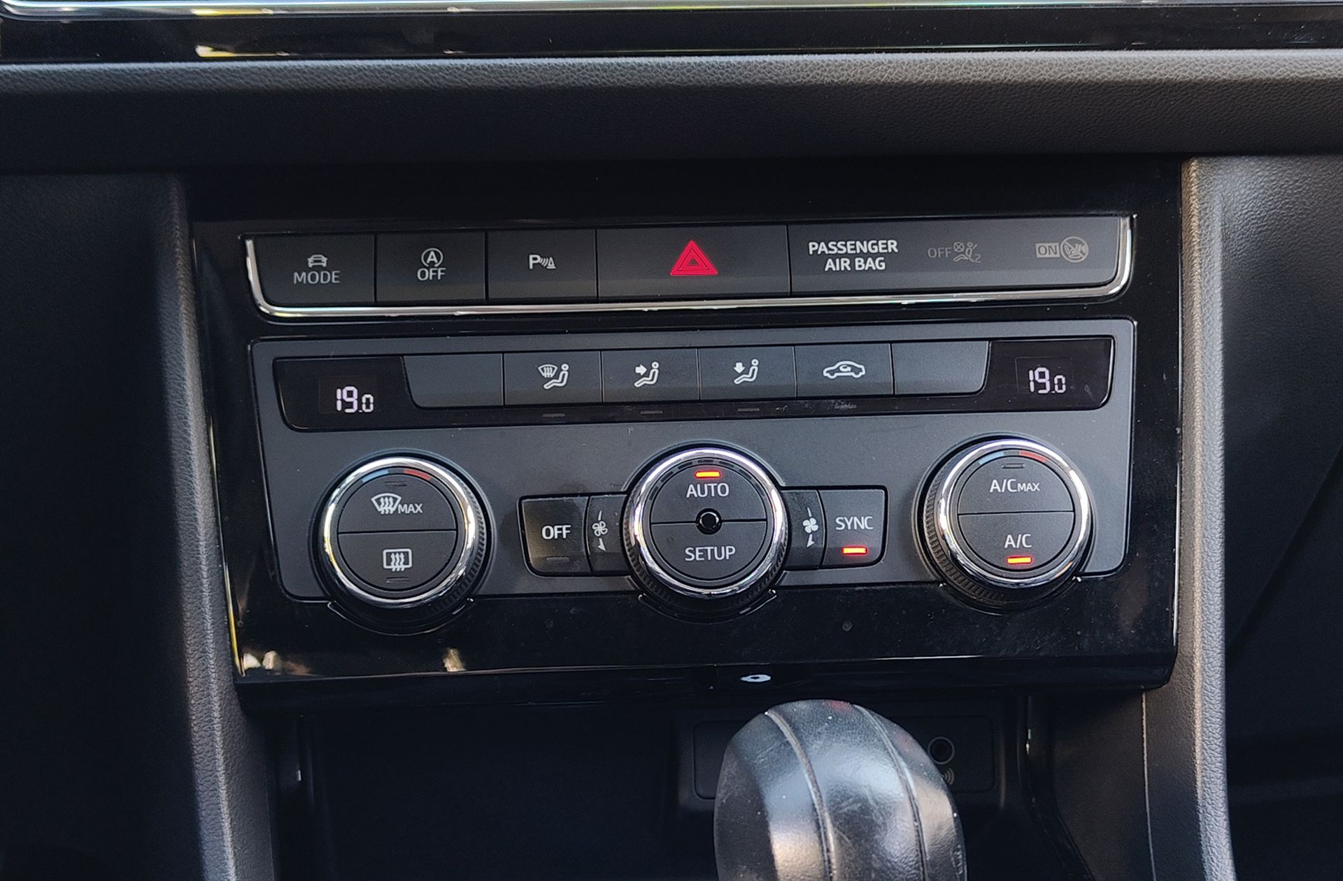 SEAT León 2.0 TSI FR DSG - foto 36