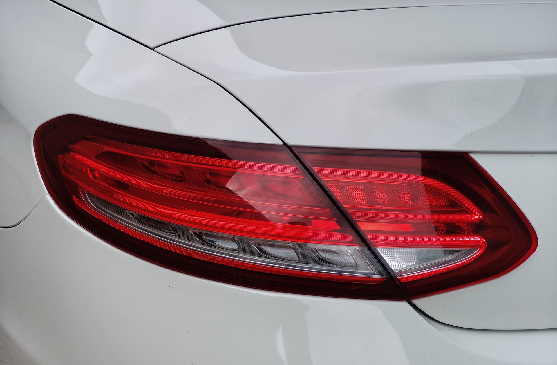 Mercedes-Benz Clase C Cabrio 250 d Pack AMG - foto 16
