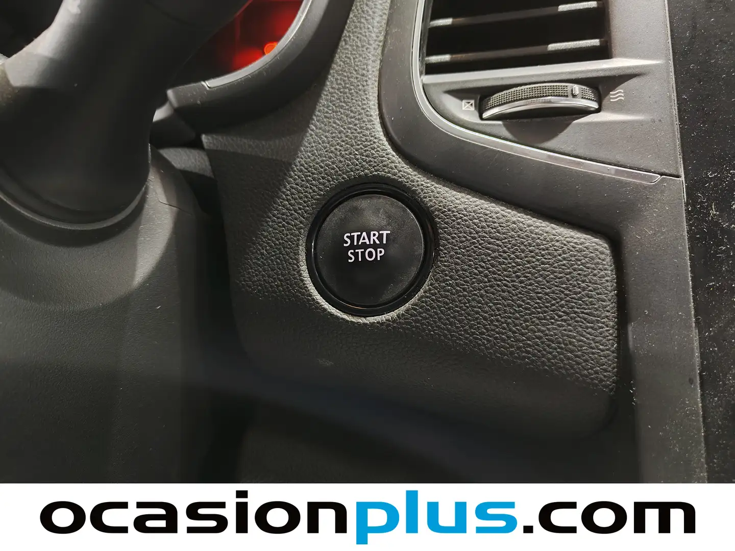 Foto Renault Mégane Renault Megane Limited Energy TCe  (100 CV)