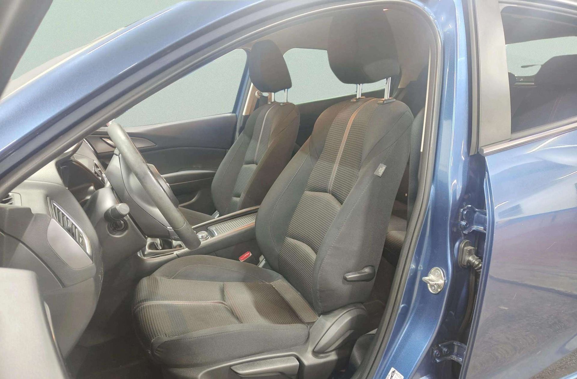 Mazda Mazda3 2.0 GE Luxury+Navegador - foto 12