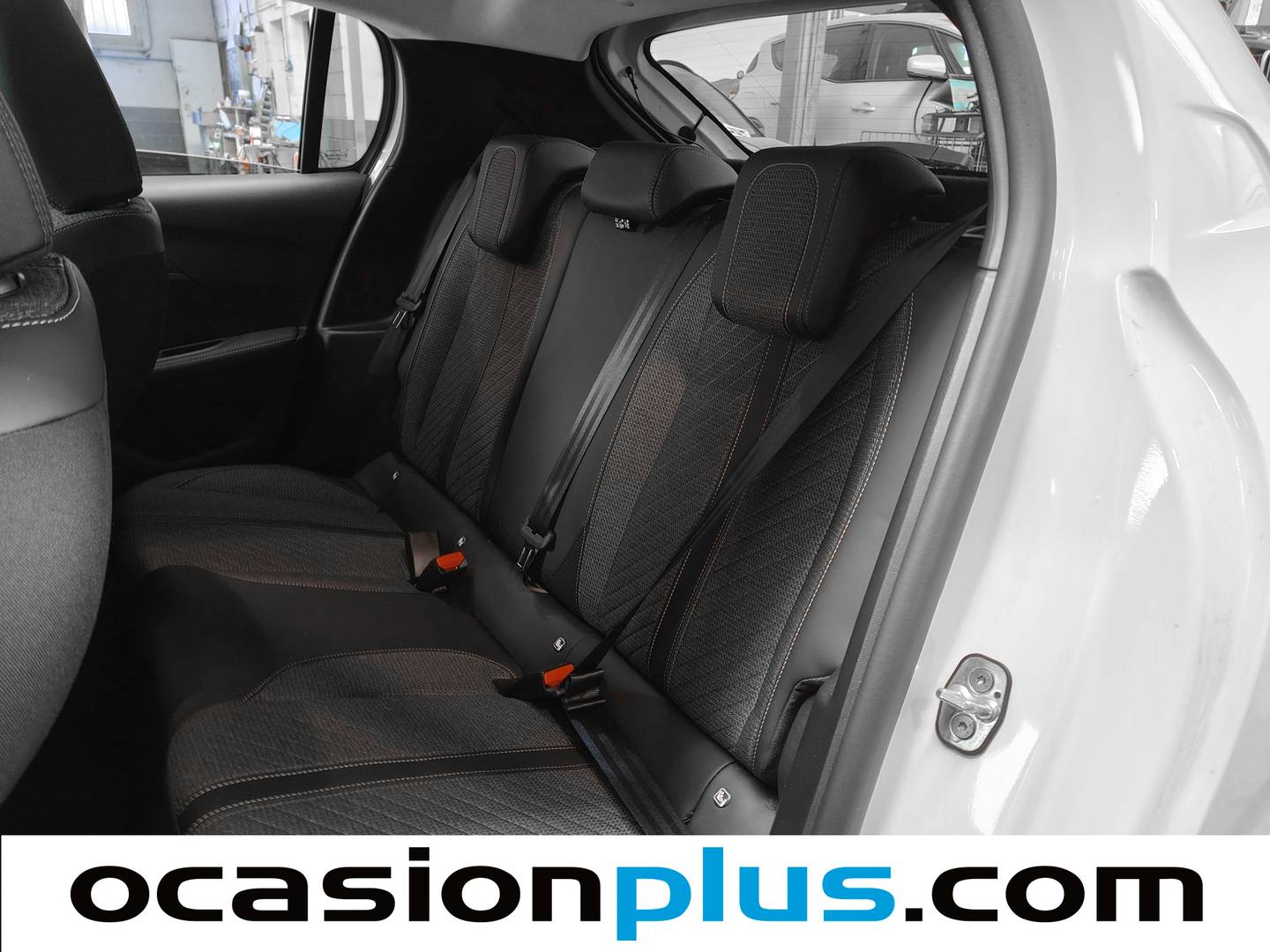 Foto Peugeot 208 Peugeot 208 PureTech 100 Allure (100 CV)