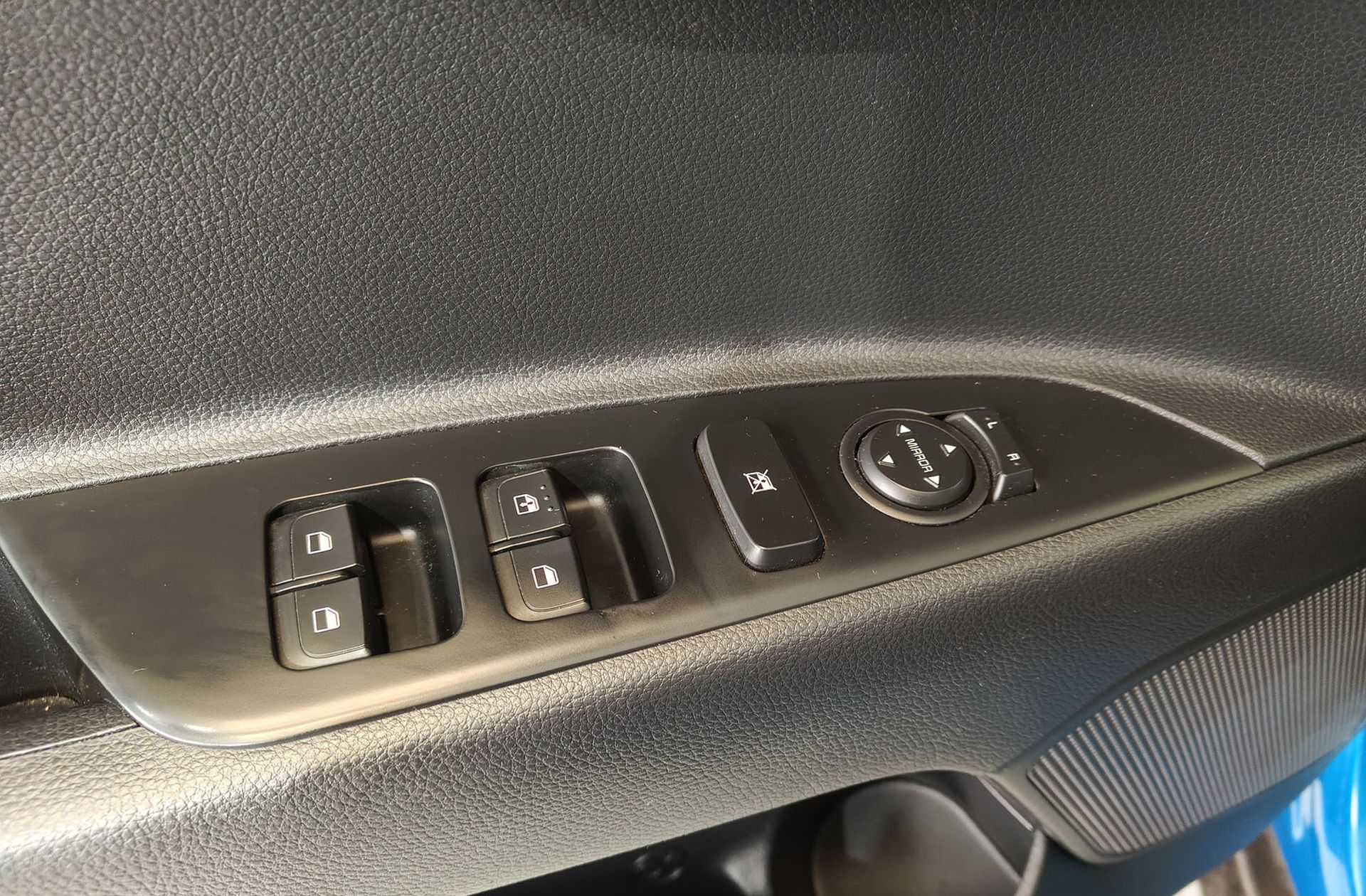 Kia Stonic 1.2 DPi Concept - foto 28