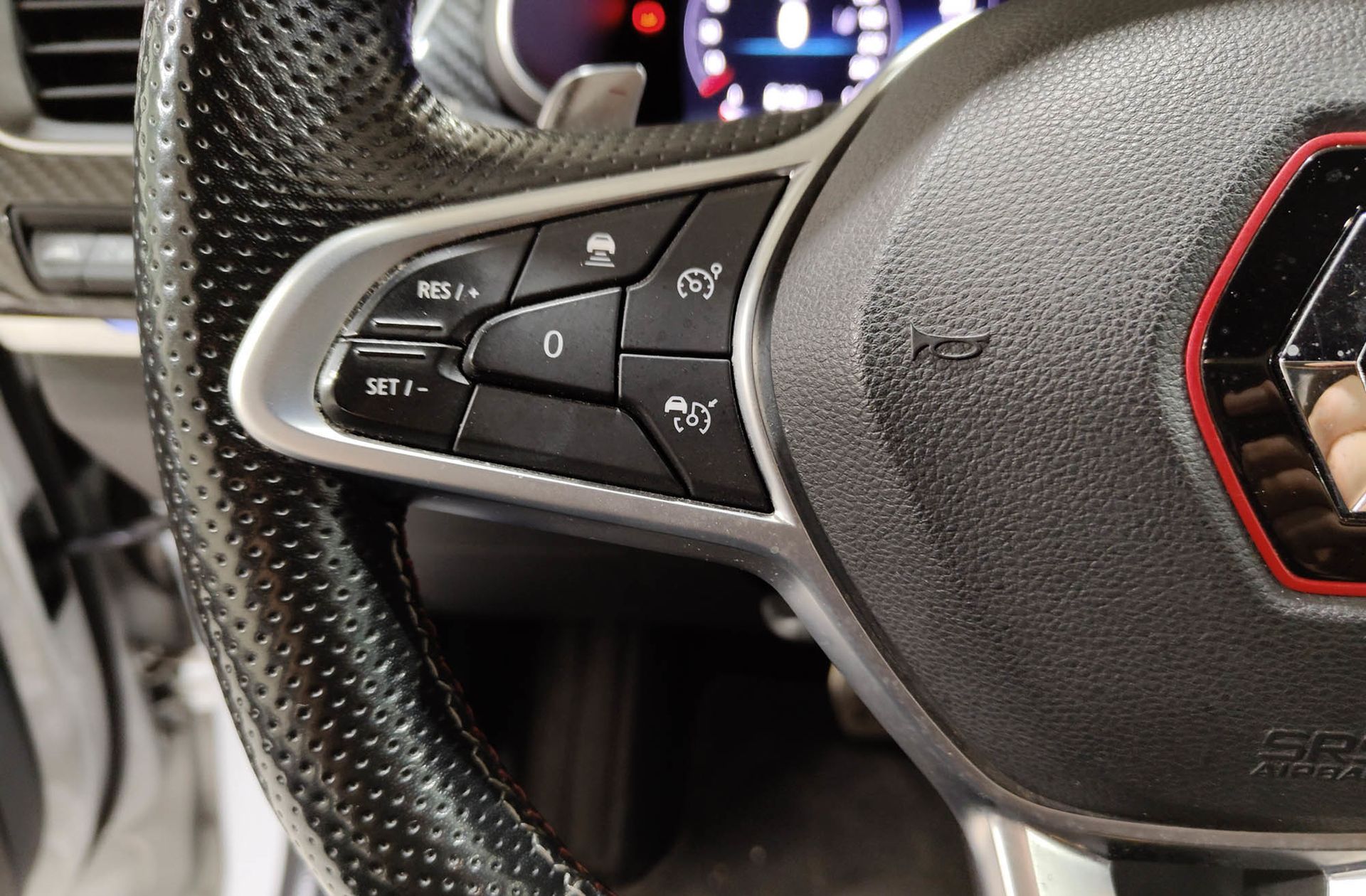 Renault Arkana RS Line TCe EDC Microhíbrido - foto 33