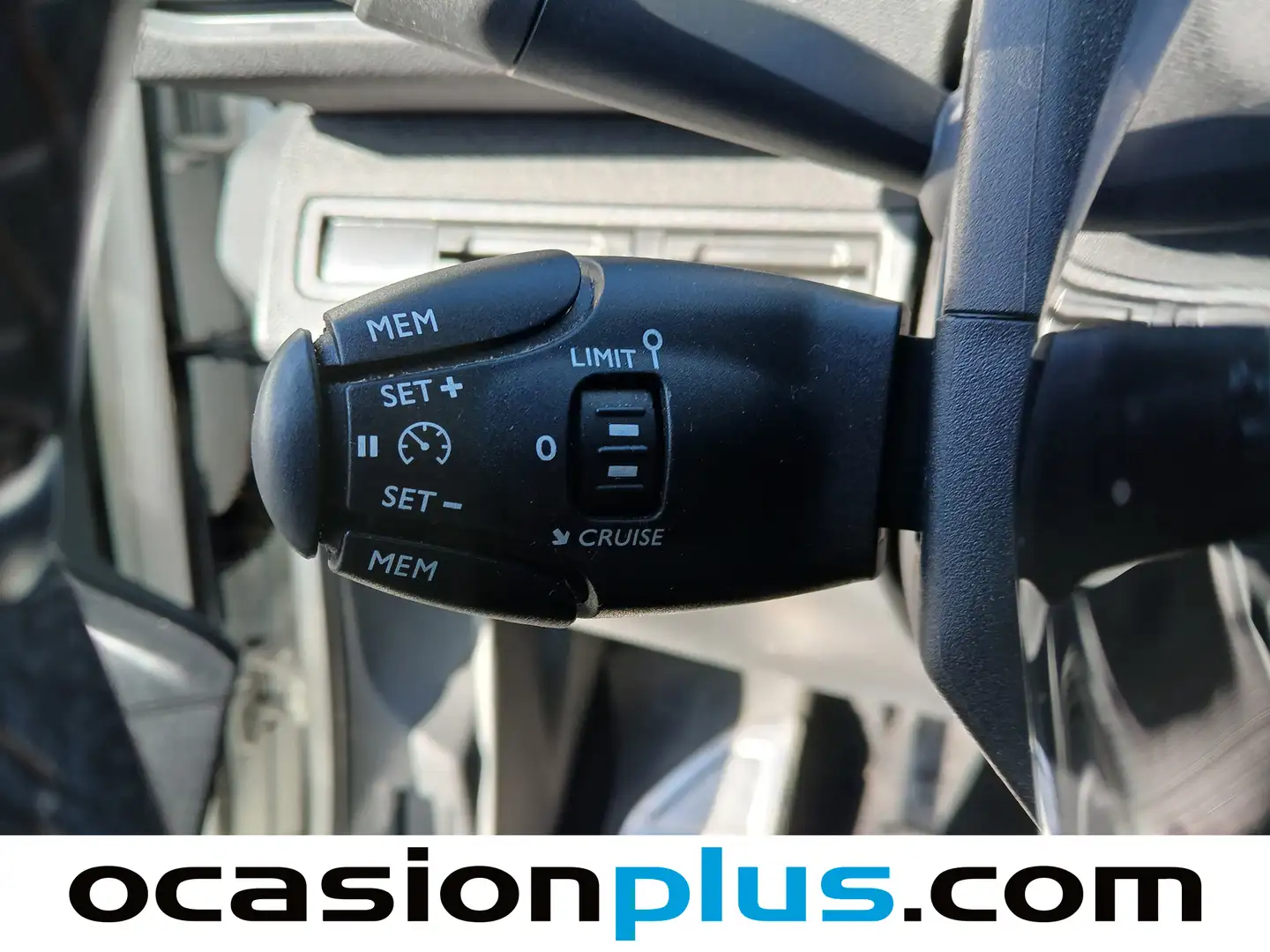 Foto Peugeot 3008 Peugeot 3008 PureTech 130 S&S GT Line (130 CV)