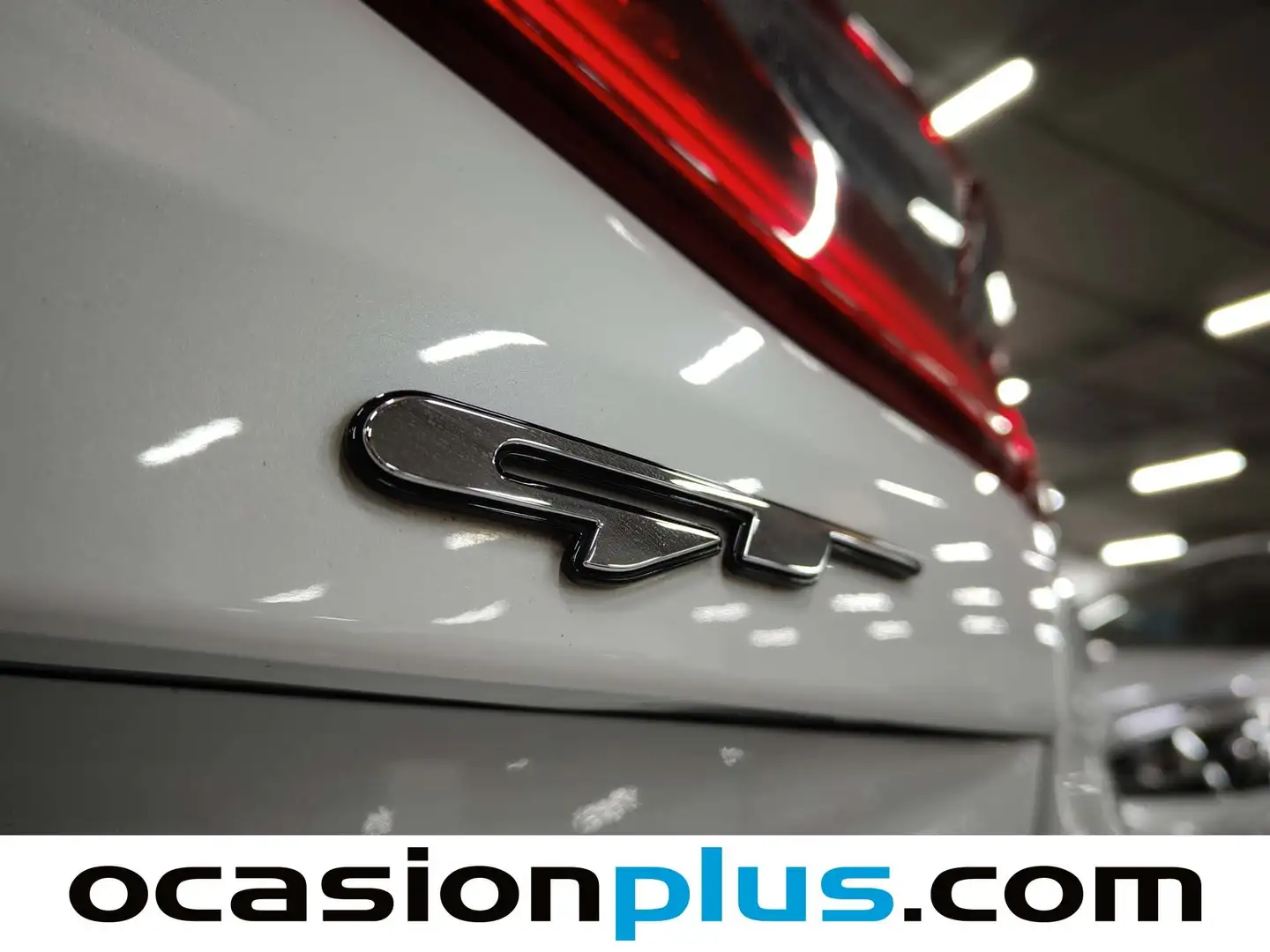 Foto KIA Ceed Kia Ceed 1.6 T-GDi GT (204 CV)