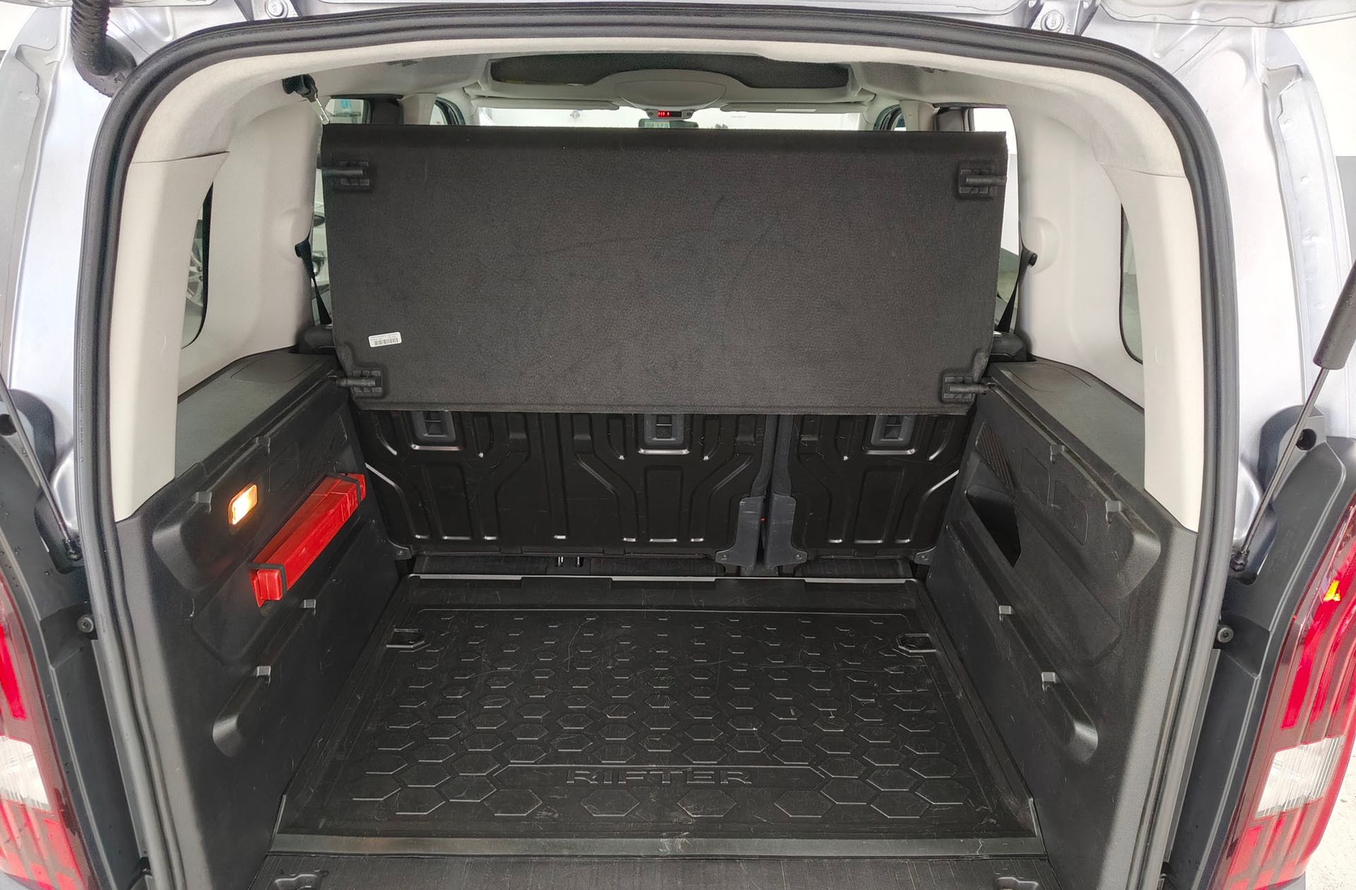 Peugeot Rifter BlueHDi 130 Allure Standard - foto 16