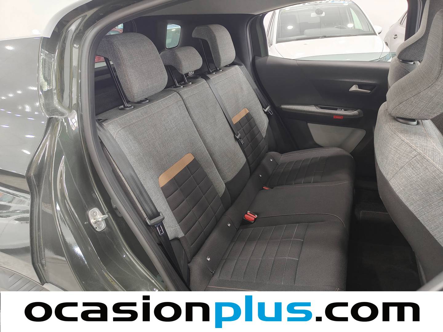 Citroën C3 Aircross Citroën C3 Aircross Hybrid 136 Plus e-DCS6 (136 CV) km 0