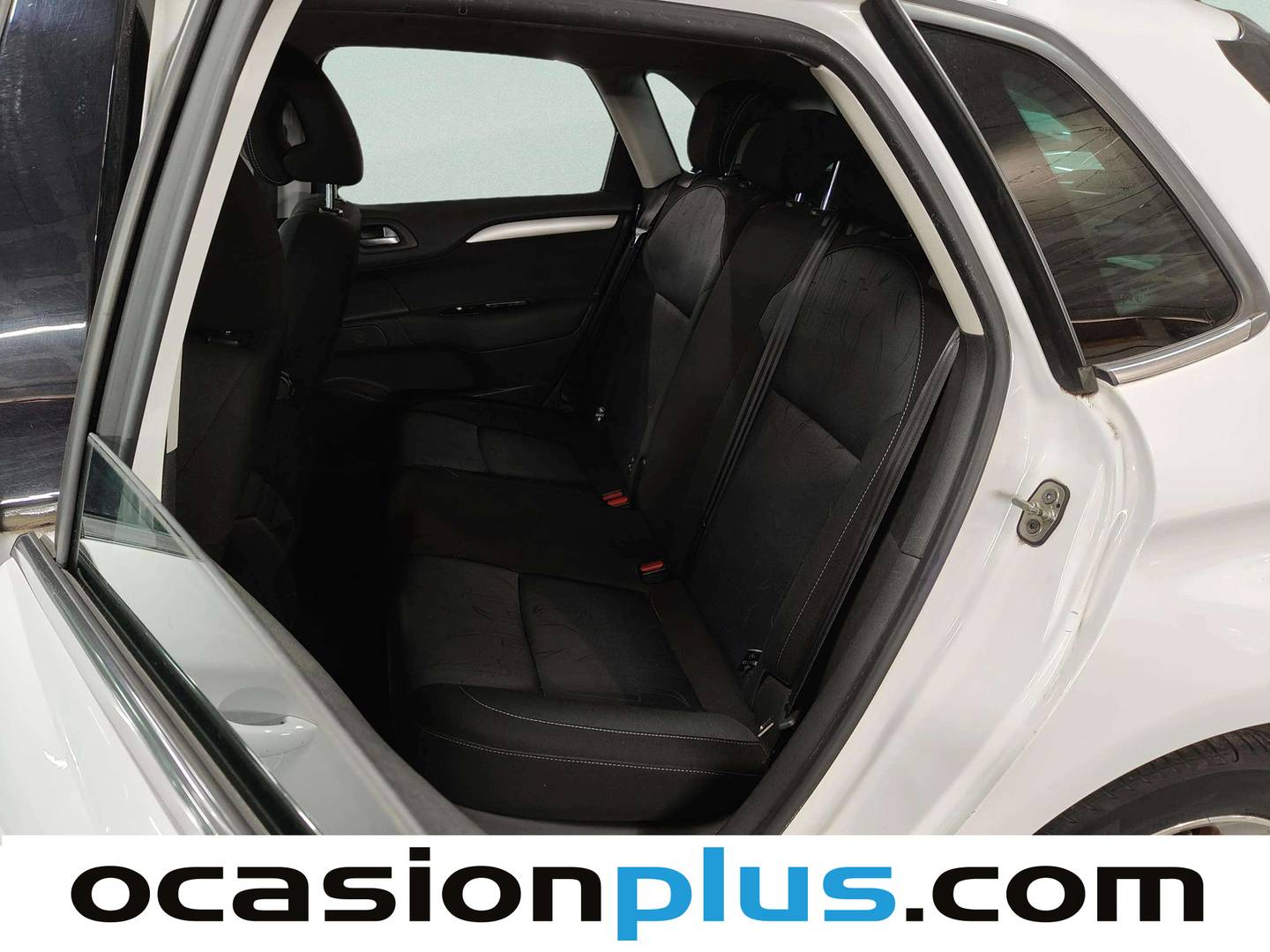 Foto asientos traseros Citroën C4 Citroën C4 1.6 e-HDI Collection CMP (112 CV)