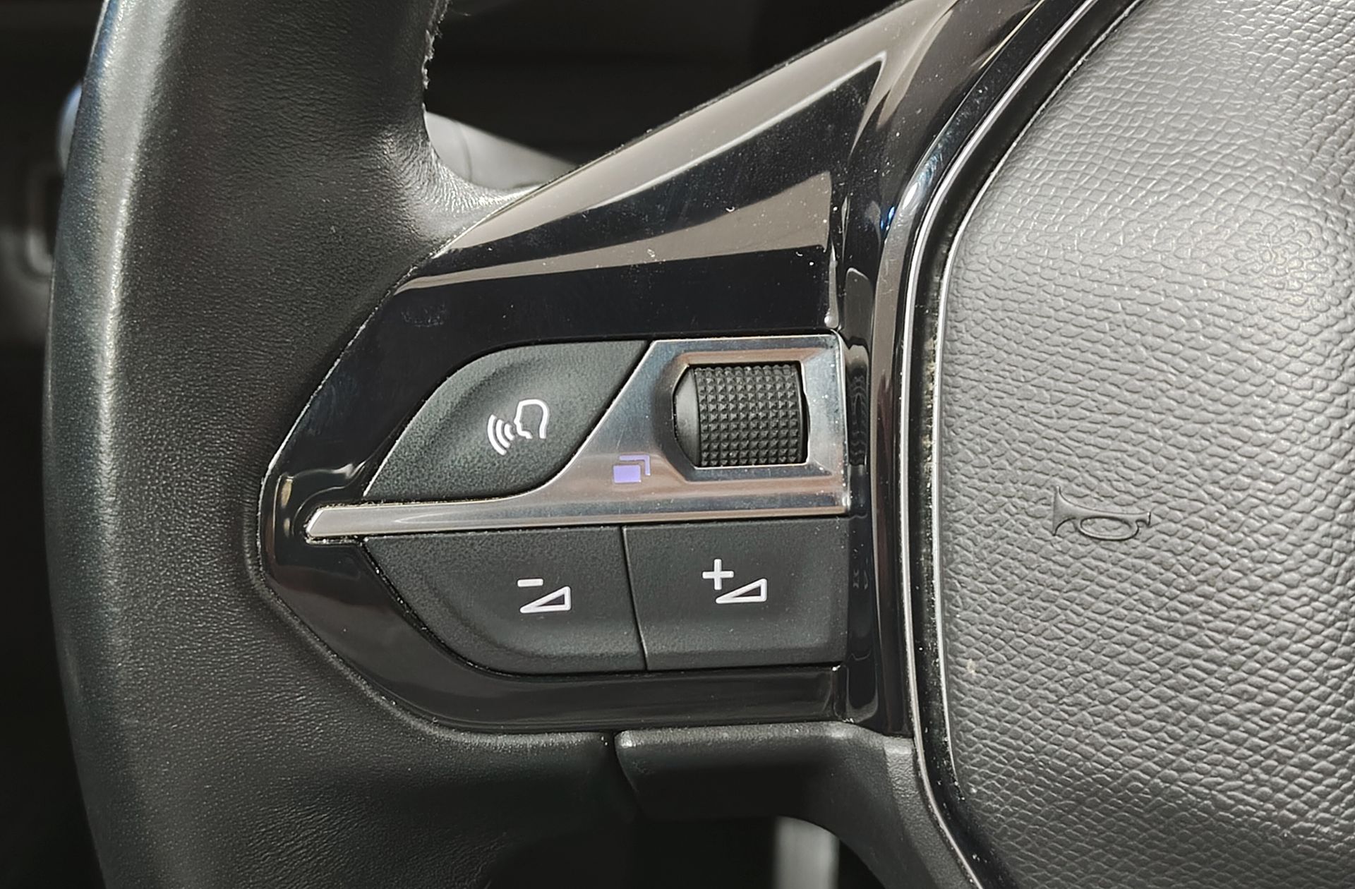 Peugeot 3008 PureTech 130 Allure Pack - foto 32