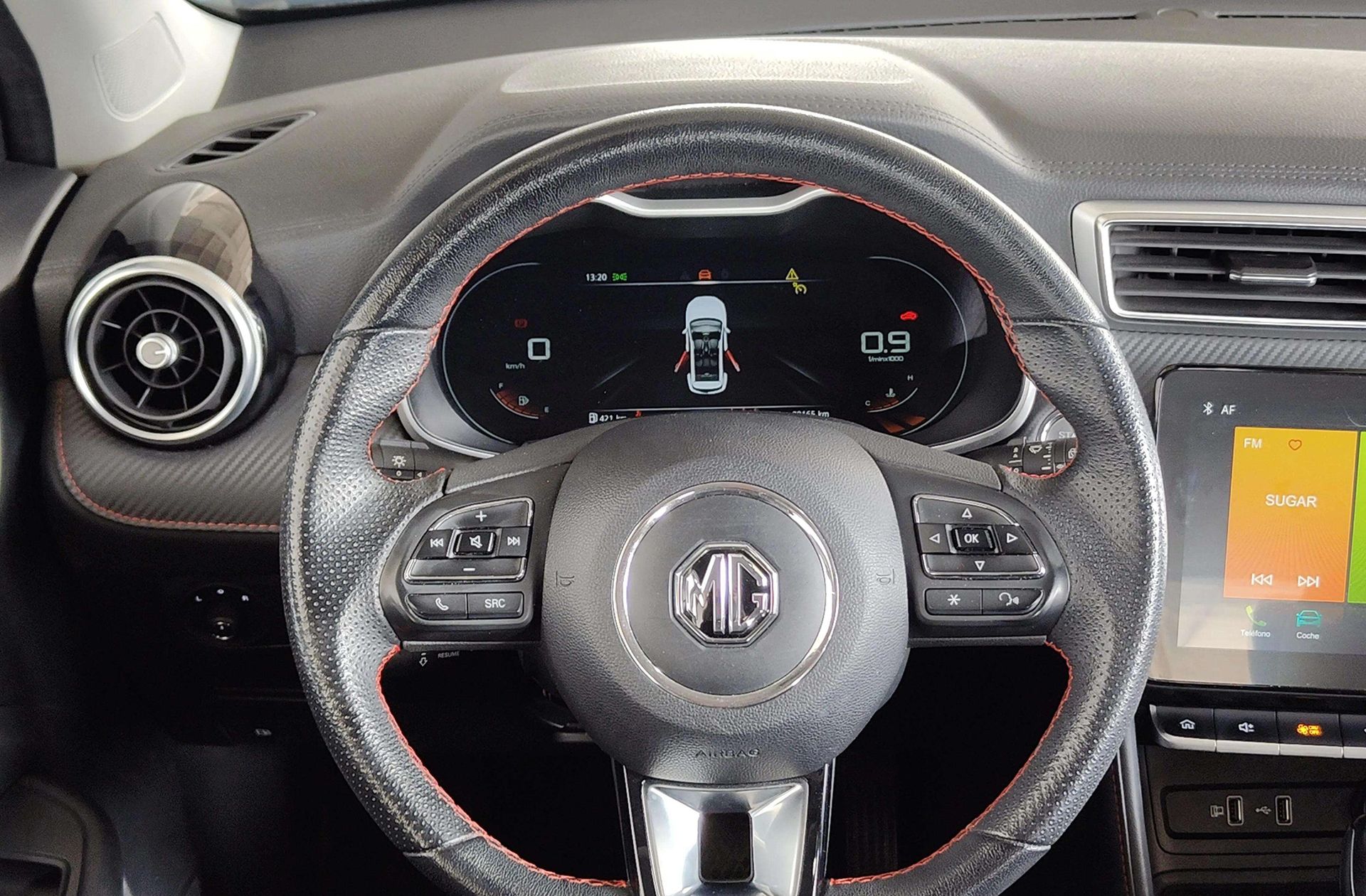 MG ZS 1.0T Luxury - foto 28
