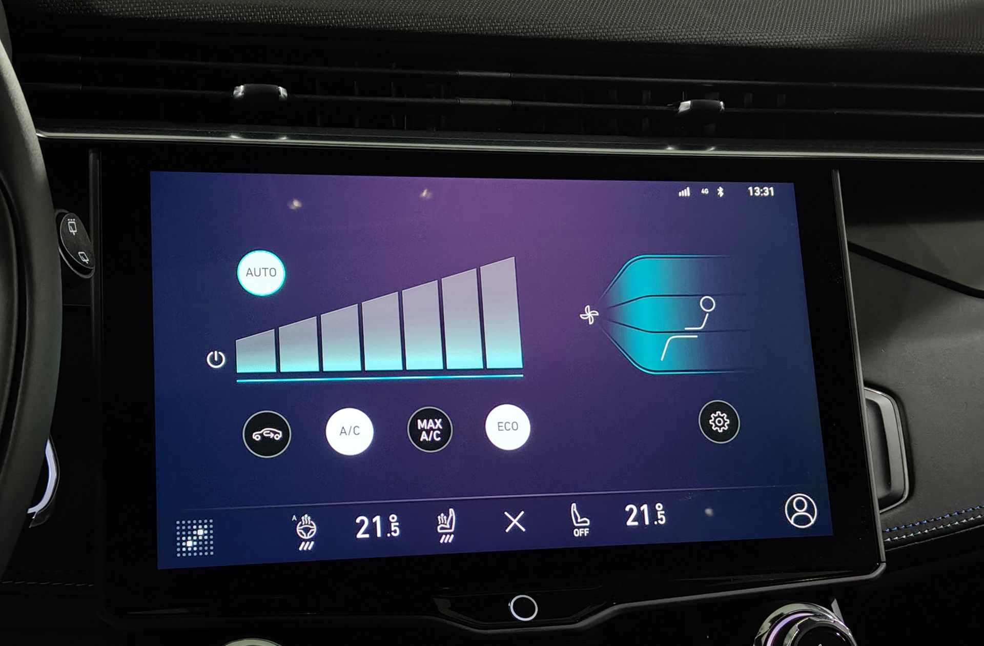 Lynk & Co 01 1.5 PHEV - foto 34