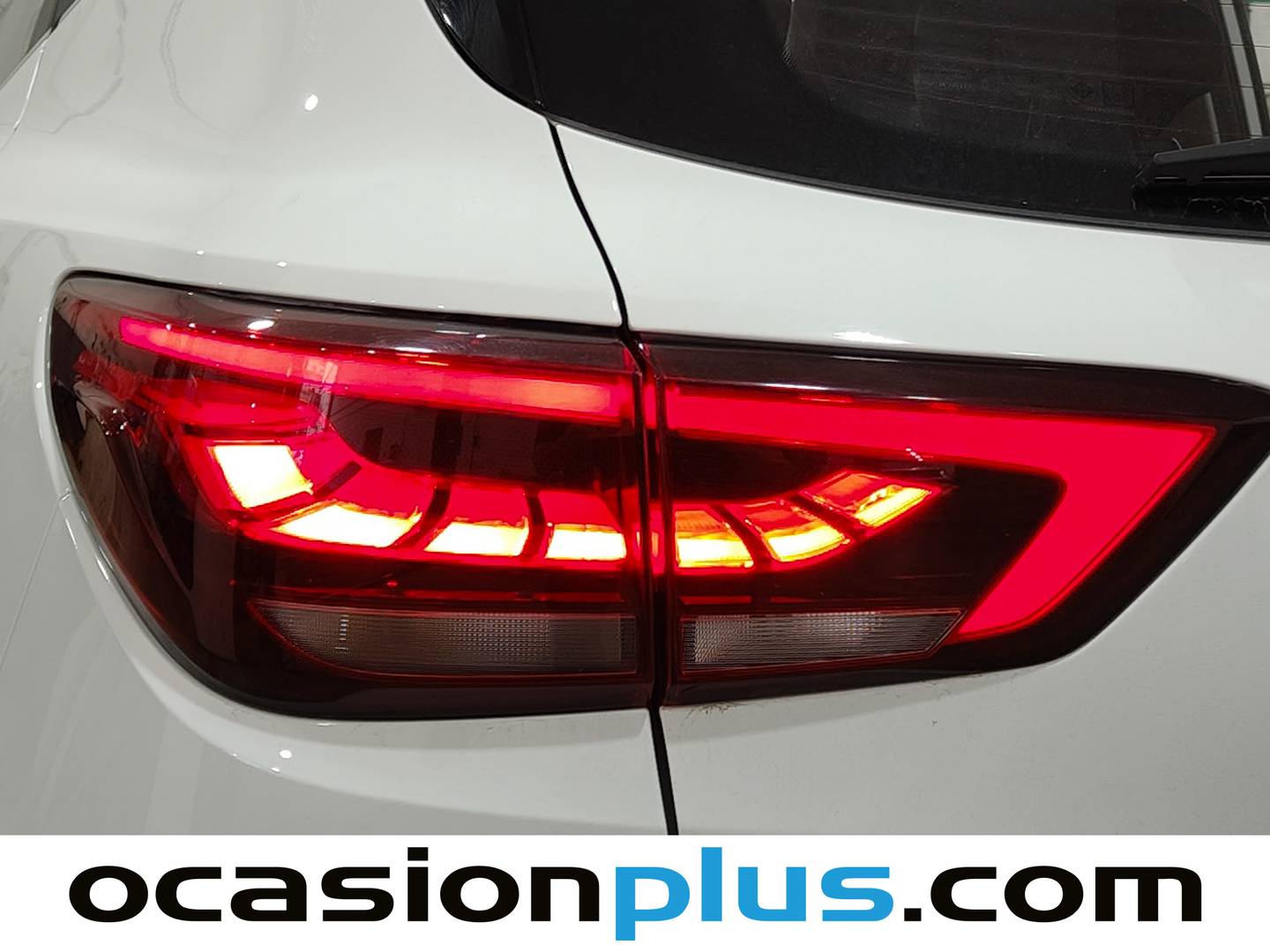 Paquetes del MG ZS MG ZS 1.0T Luxury (111 CV)