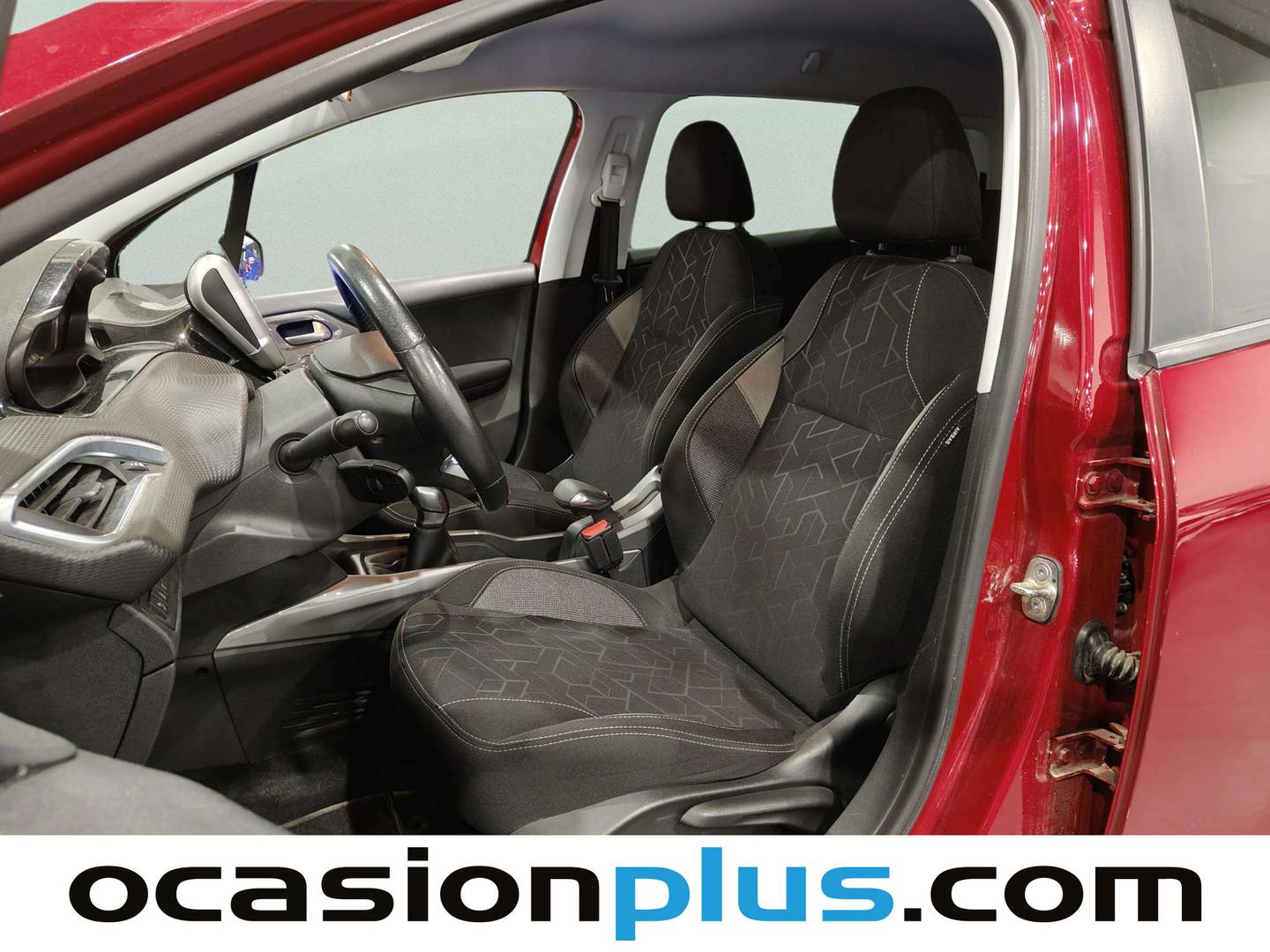 Foto asientos delanteros Peugeot 2008 Peugeot 2008 PureTech 110 S&S Style (110 CV)