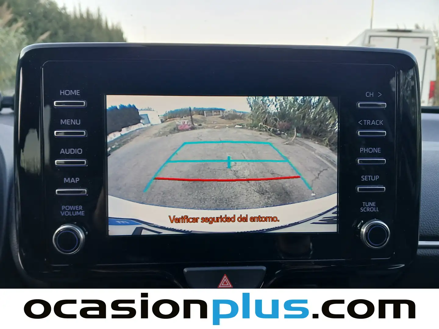 Foto Toyota Yaris Toyota Yaris 120H Business Plus (116 CV)