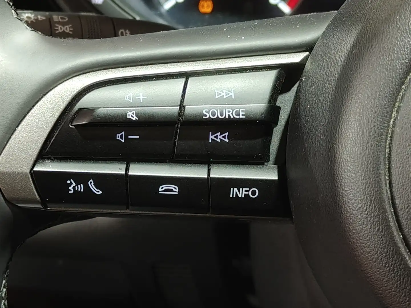 Foto Mazda CX-30 Mazda CX-30 e-SKY G MHEV Prime-line (140 CV)