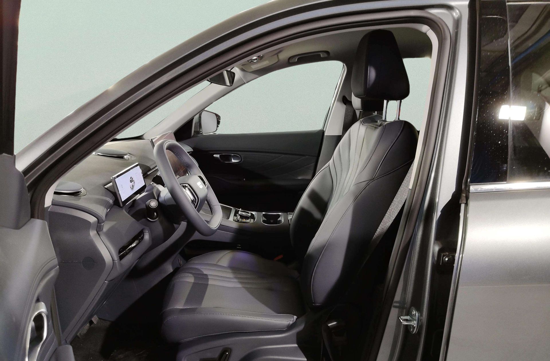 Geely Starray EM-i 1.5 PHEV Pro - foto 14