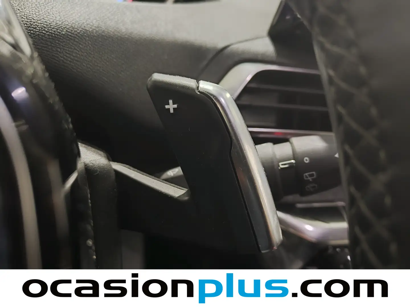 Foto Peugeot 5008 Peugeot 5008 PureTech 130 S&S Allure Pack EAT8 (130 CV)