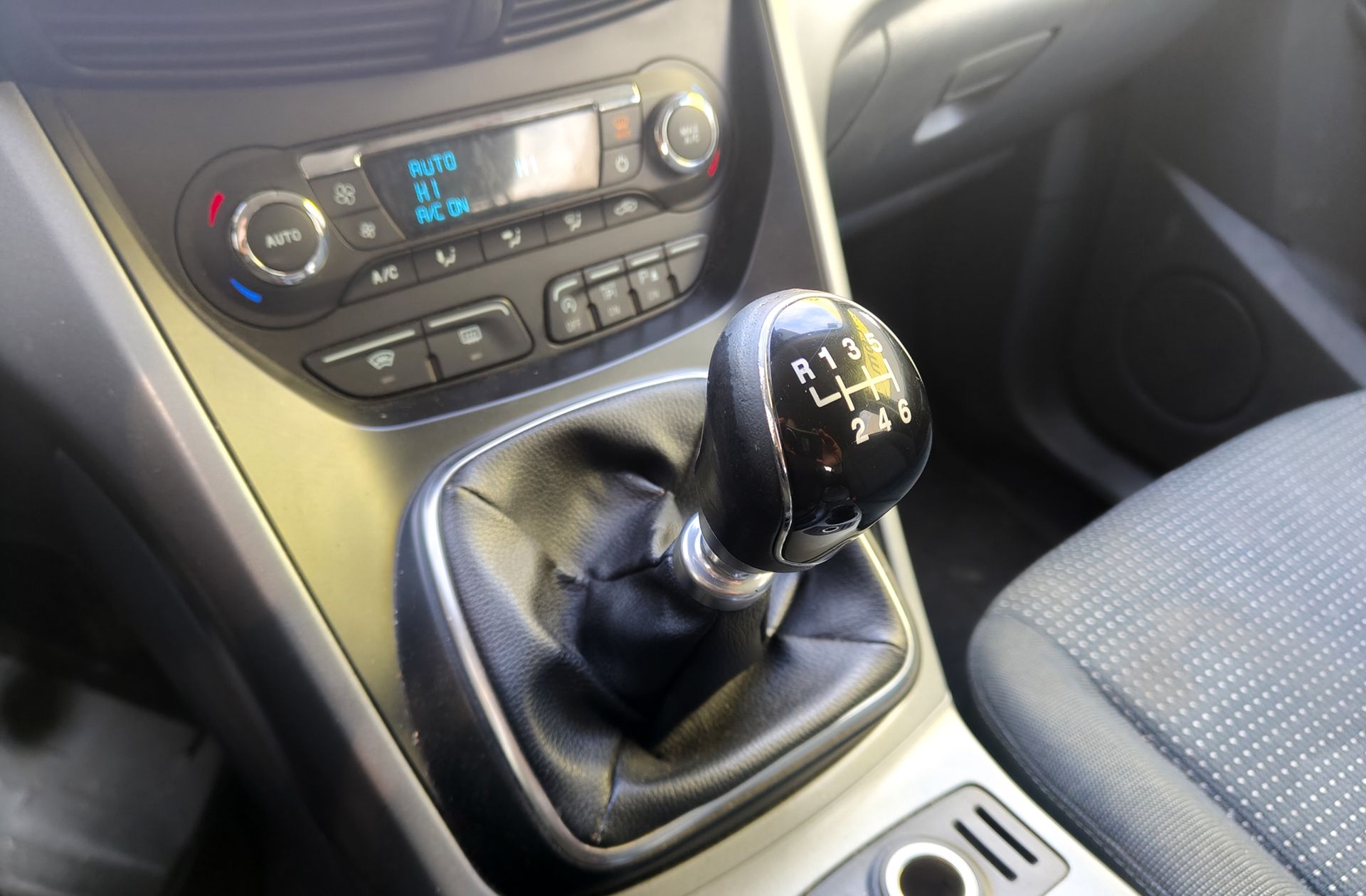 Ford Grand C-Max 1.0 EcoBoost 125 Start-Stop Trend - foto 6