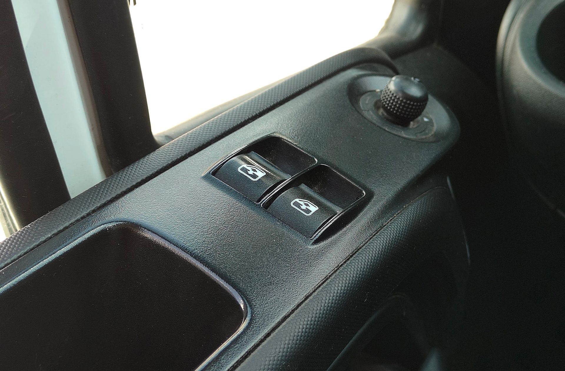 Iveco Daily Furgon 35S 14H 3000/H1 - foto 22