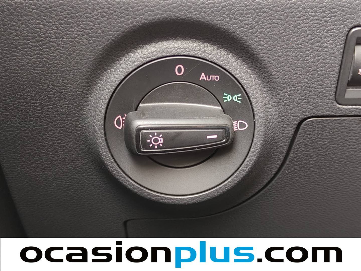 Foto Seat Arona SEAT Arona 1.0 TSI S&S Xperience XS (110 CV)